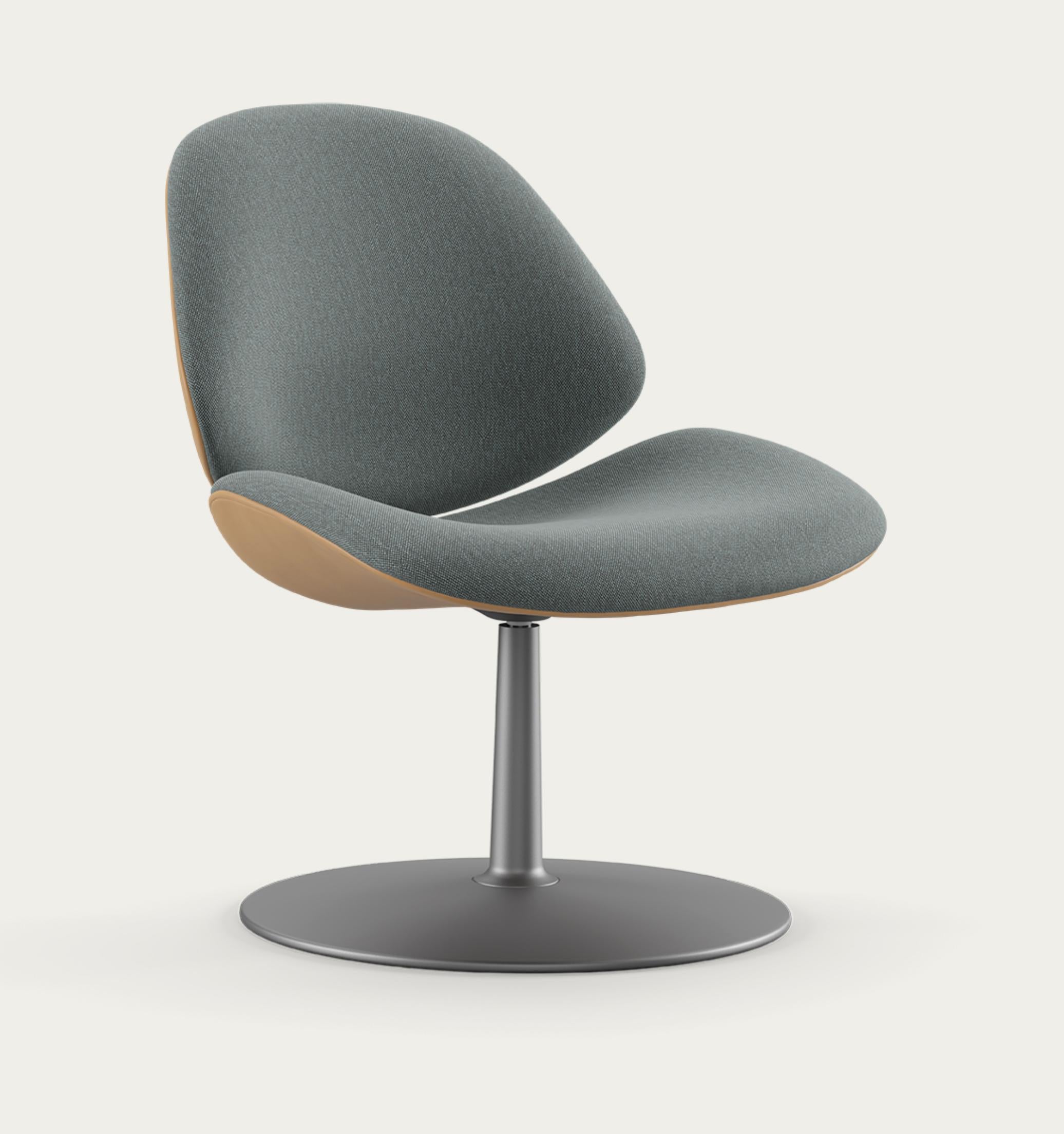Salto and Sigsgaard Council Family Lounge Chair Legs: Graphite, Duo Upholstery: Front: Steelcut Quartet 144 + Back: Nevada sand
 For One Collection 

Like the other chairs in the Council Family Series, the lounge version is designed with a