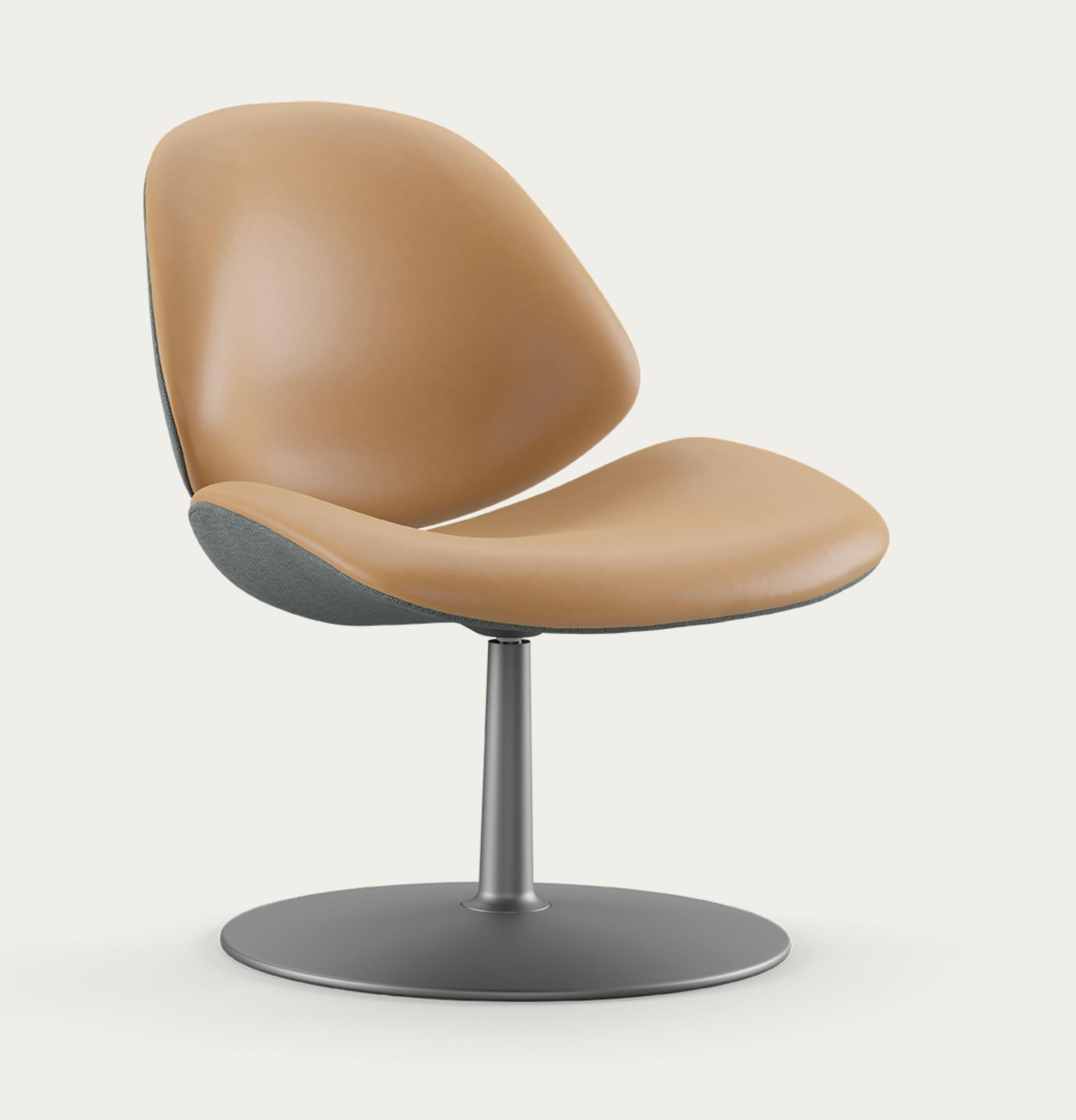 Salto and Sigsgaard Council Family Lounge Chair, Pedestral For One Collection In New Condition For Sale In Barcelona, Barcelona