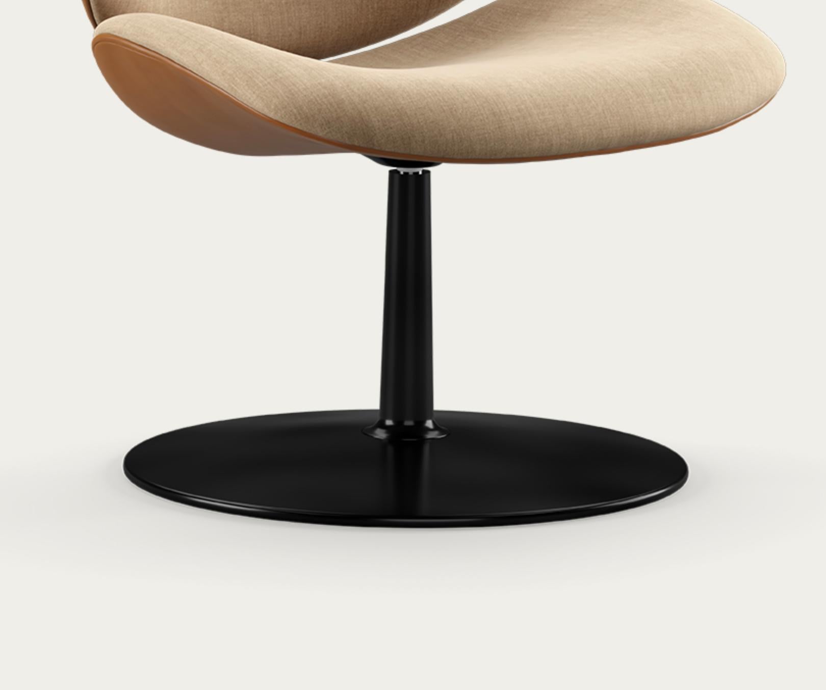 Aluminum Salto and Sigsgaard Council Family Lounge Chair, Pedestral For One Collection For Sale