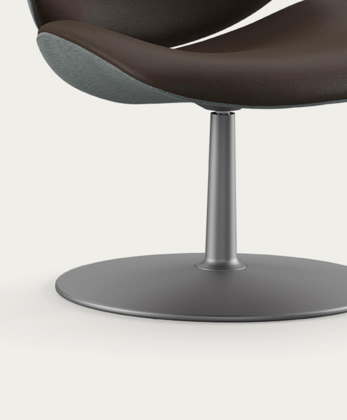 Salto and Sigsgaard Council Family Lounge Chair, Pedestral For One Collection For Sale 2