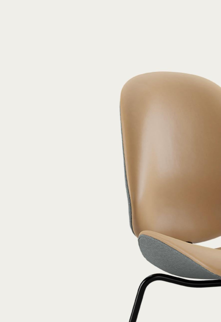 Salto and Sigsgaard Council Family Salon Chair Nevada Sand For One Collection In New Condition For Sale In Barcelona, Barcelona