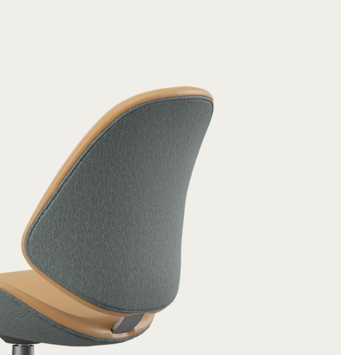 Contemporary Salto and Sigsgaard Council Family Salon Chair Nevada Sand For One Collection For Sale