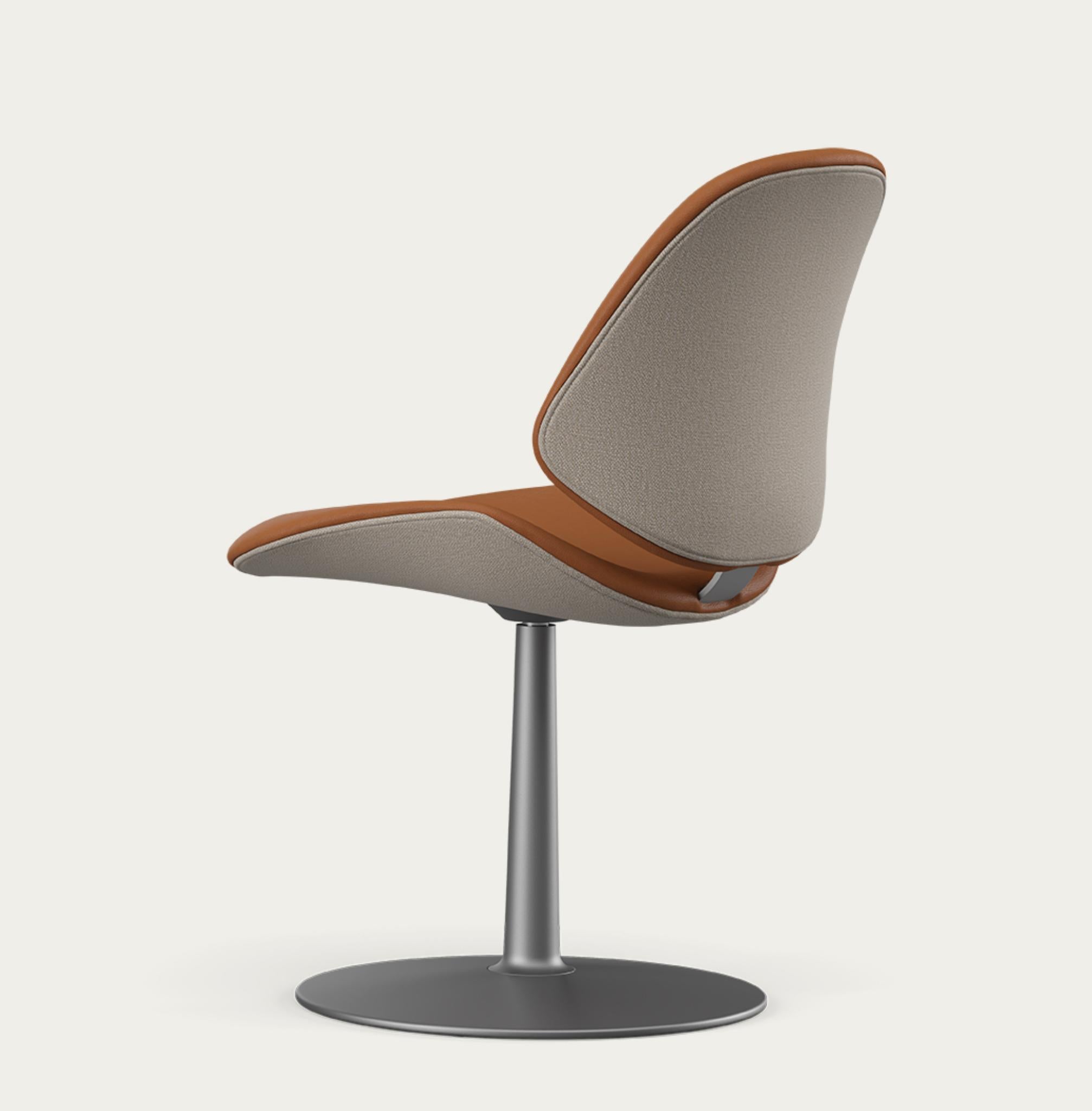 Salto and Sigsgaard Council Family Salon Chair Base: Graphite, Front:Prestige Cognac + Back: Steelcut Quartet 224  For One Collection

Discover the Council Salon Chair Swivel Base, the perfect seating solution for meeting, dining or waiting needs.