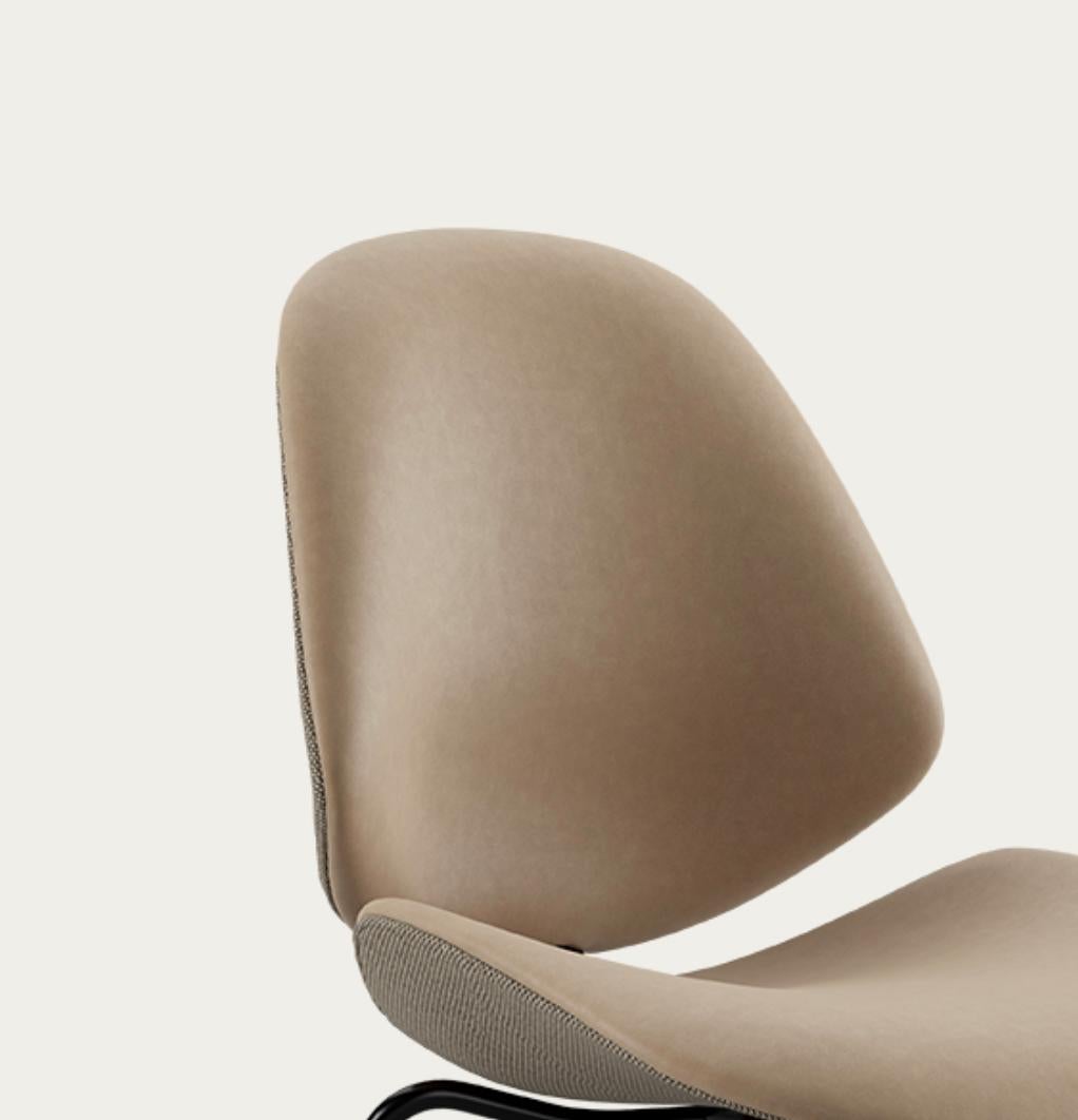 Salto and Sigsgaard Council Family Salon Chair Terra Lime For One Collection In New Condition For Sale In Barcelona, Barcelona