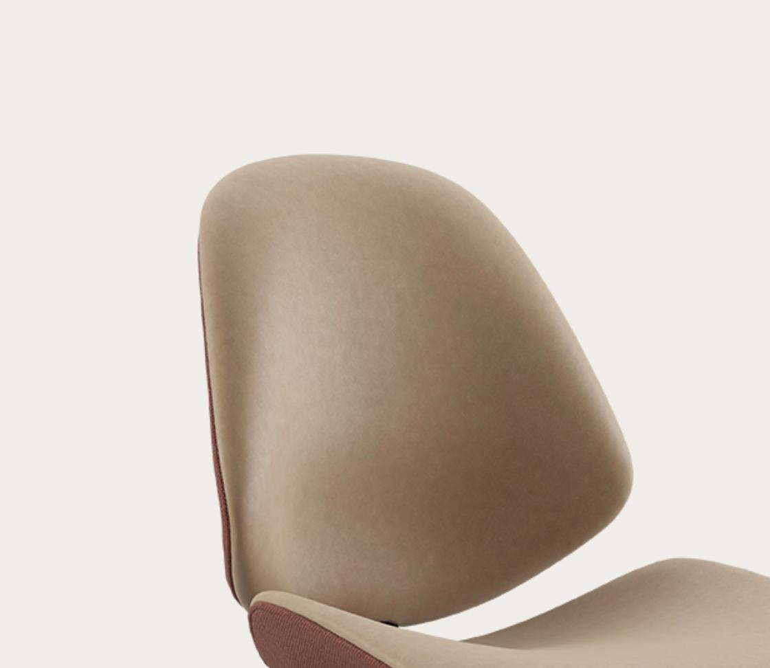 Salto and Sigsgaard Council Family Salon Chair Terra Lime For One Collection In New Condition For Sale In Barcelona, Barcelona