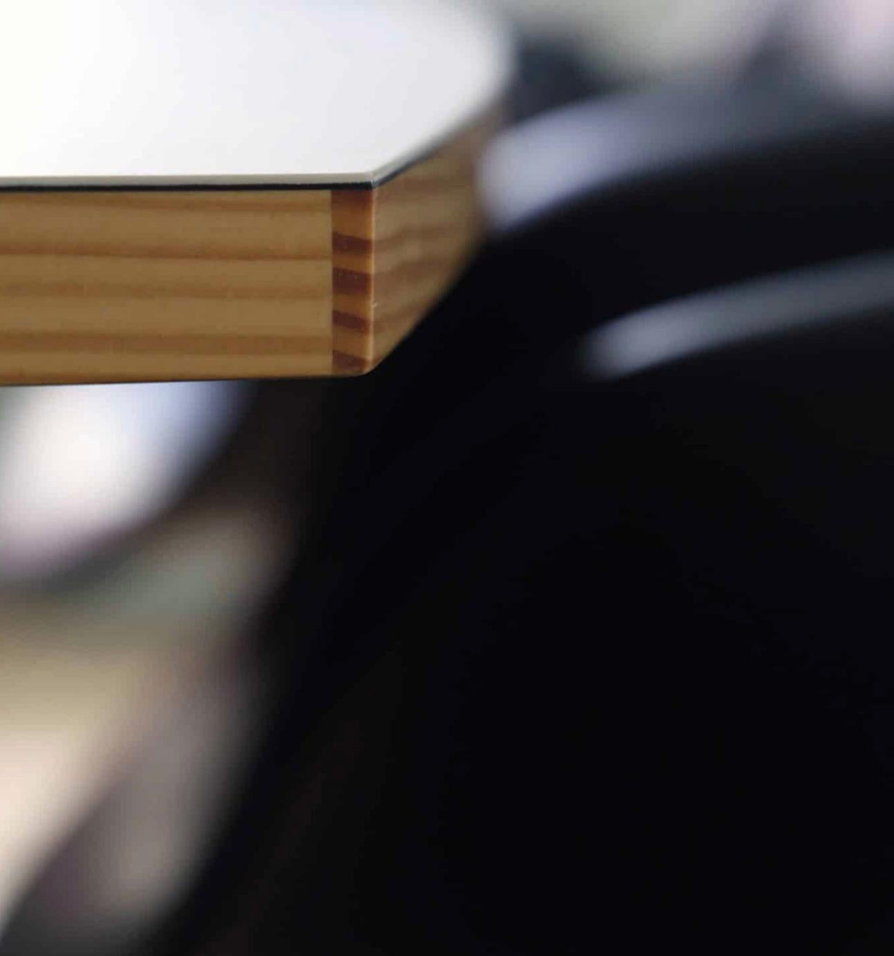 Mesa de Consejo Salto y Sigsgaard Colección Curved For One en venta 9