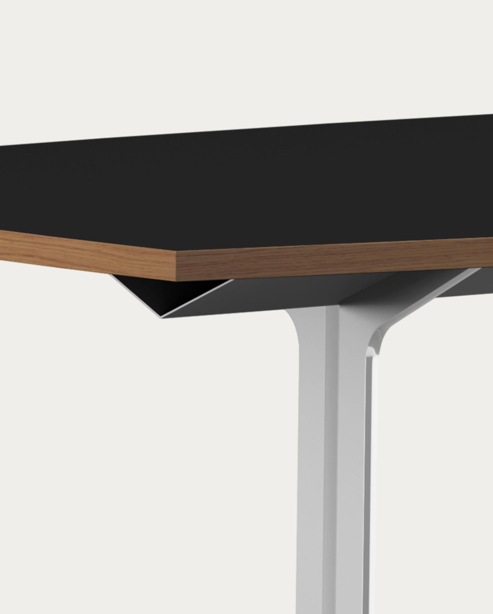 Mesa de Consejo Salto y Sigsgaard Colección Curved For One en Nuevo estado para la venta en Barcelona, Barcelona