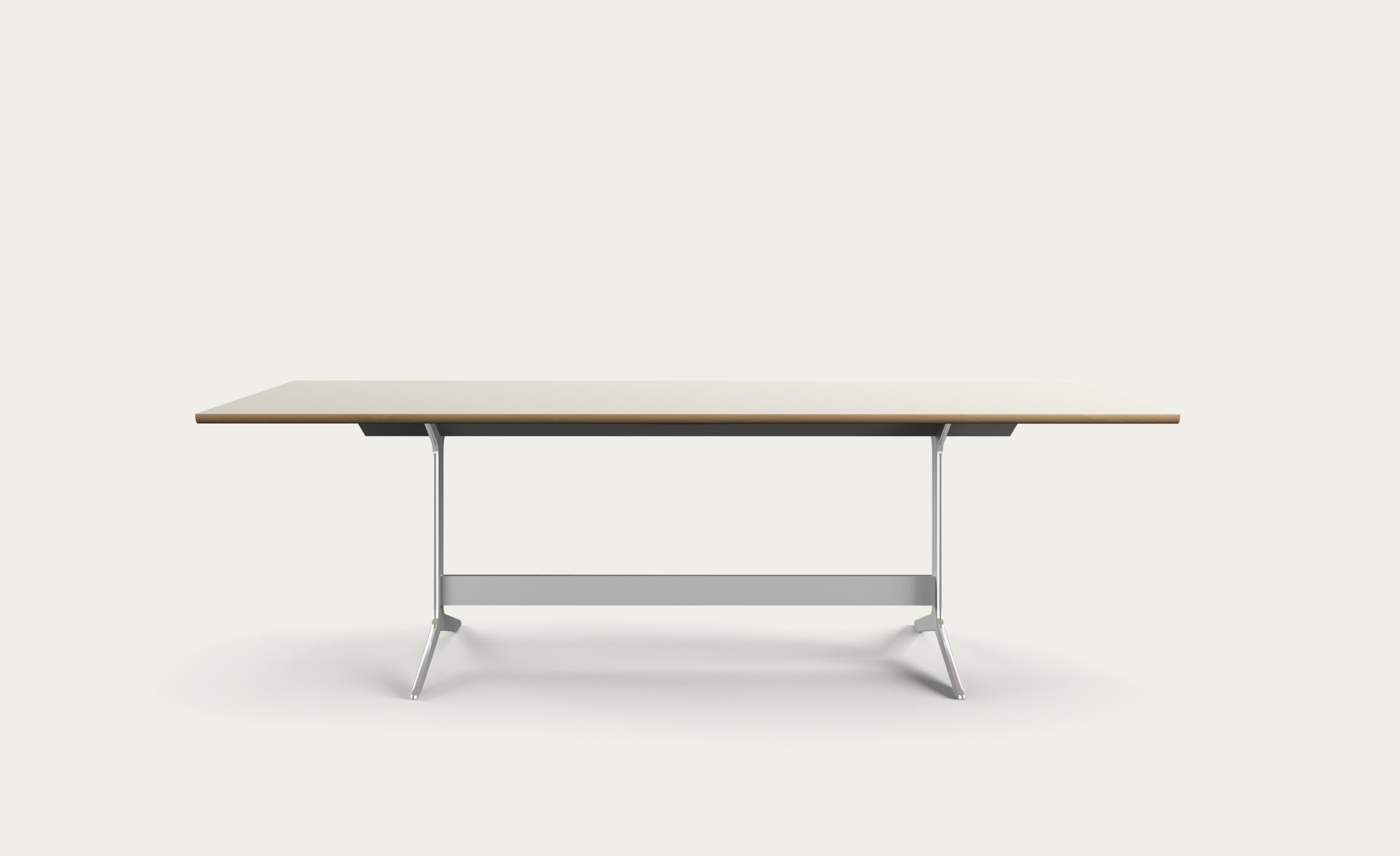 Salto und Sigsgaard Councill Tisch Tischplatte Rechteckig: Pilz Linoleum + Massivkanten: Eiche Klaröl For One Collection'S 

Das Design-Duo Salto & Sigsgaard hatte bei der Gestaltung einer exklusiven Serie von Konferenztischen den Zuschlag für die