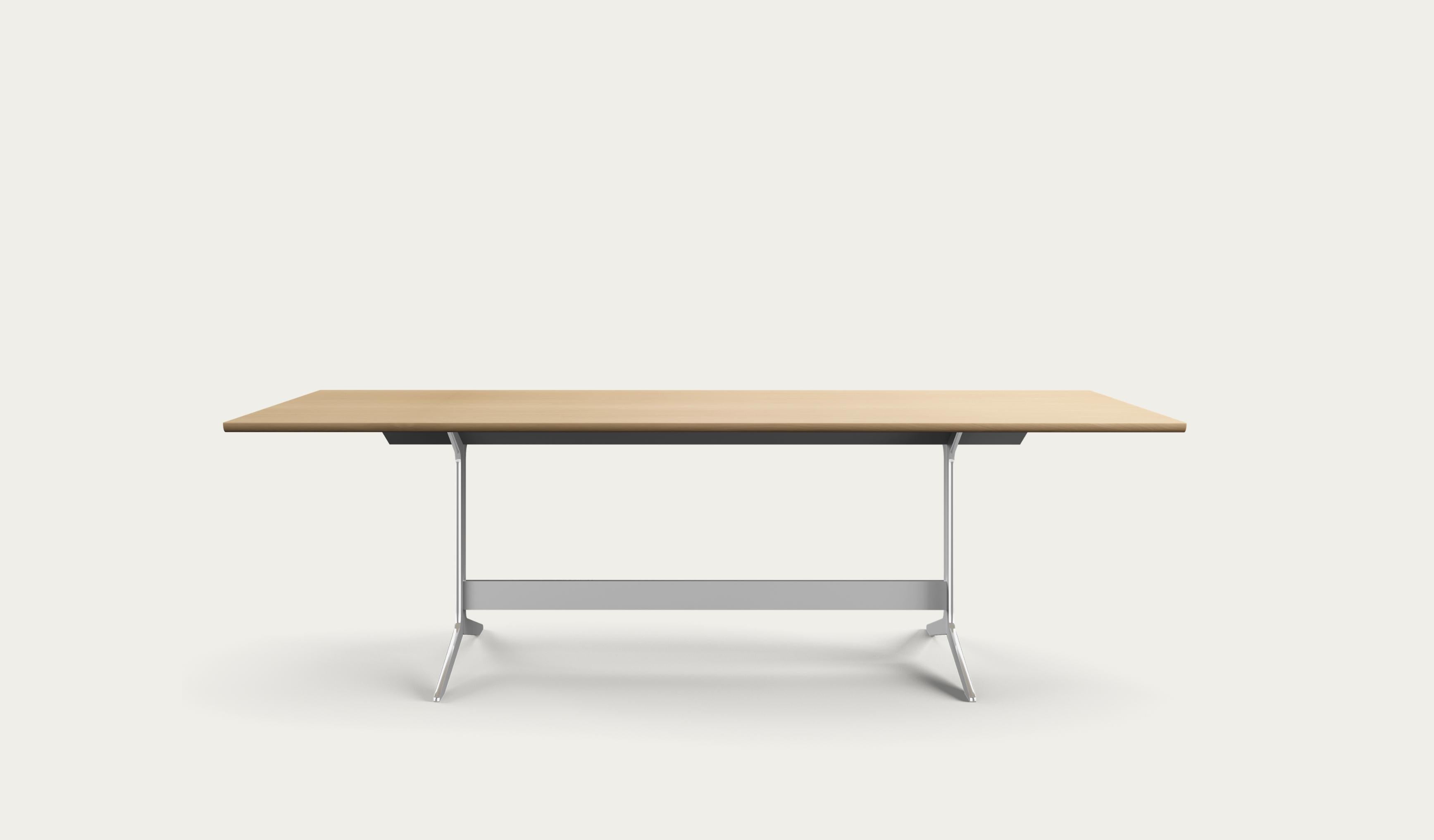 Mesa de Consejo Salto y Sigsgaard Sobremesa Rectangular:Roble Aceite Transparente + Cantos Macizos: Roble Aceite Claro Colección For One 

El dúo de diseñadores Salto & Sigsgaard tenía en mente su oferta ganadora de la Cámara del Consejo Fiduciario
