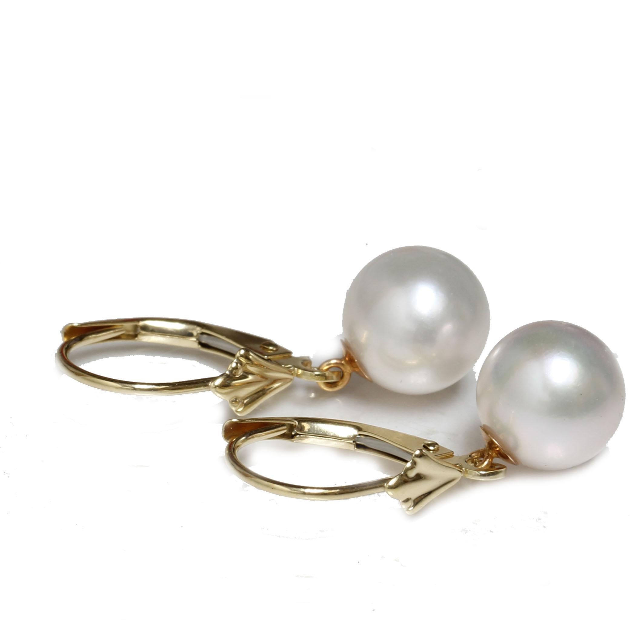 8.5 - 9mm AAA Flawless Japanese akoya cultured round white pearl fleur des lis lever-backs earrings. This pearl dangle earrings are set in 14k yellow gold. Fleur-de-lis earrings are popular choices for people who appreciate classic and elegant