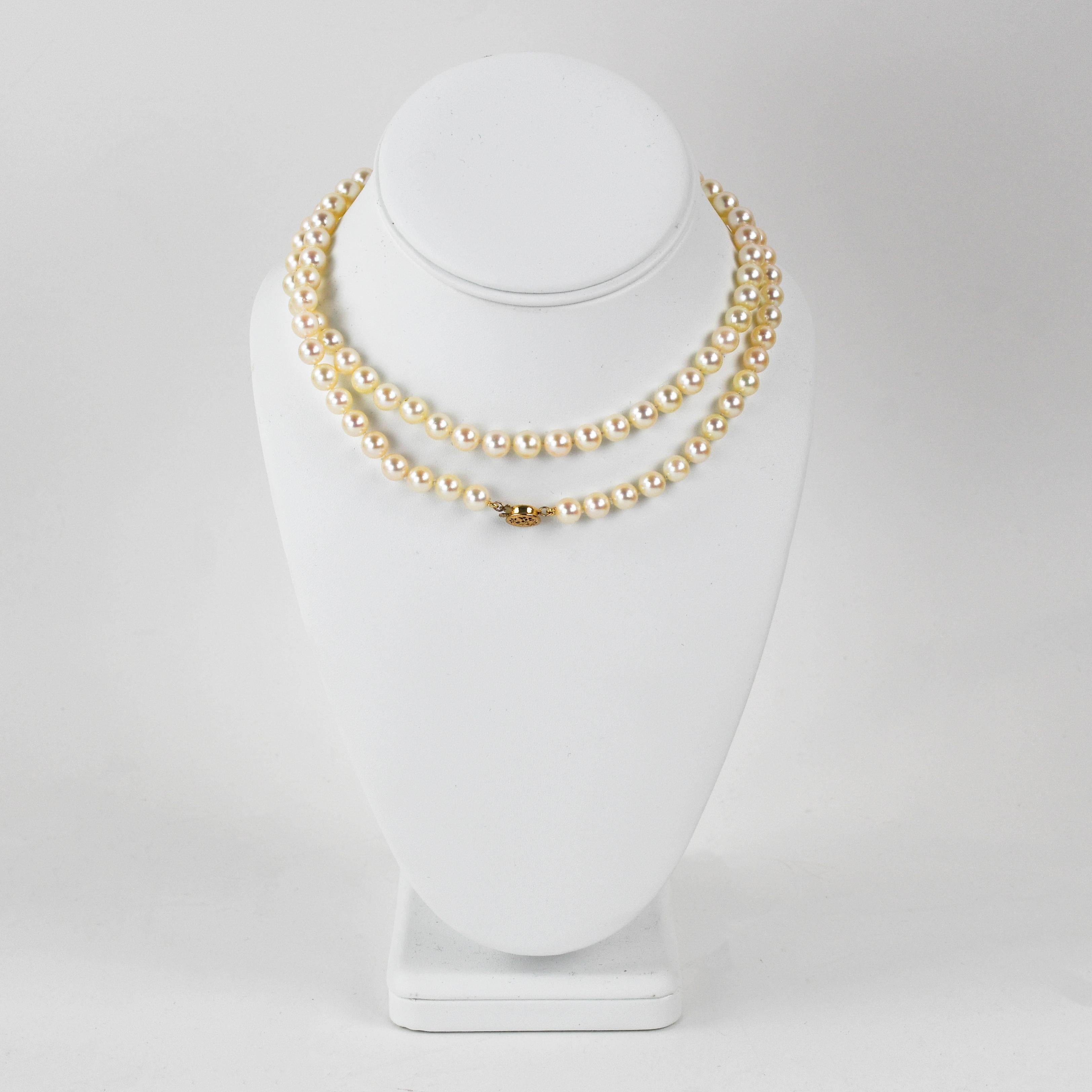Femenino o masculino Collar de perlas cultivadas de agua salada 29 en venta