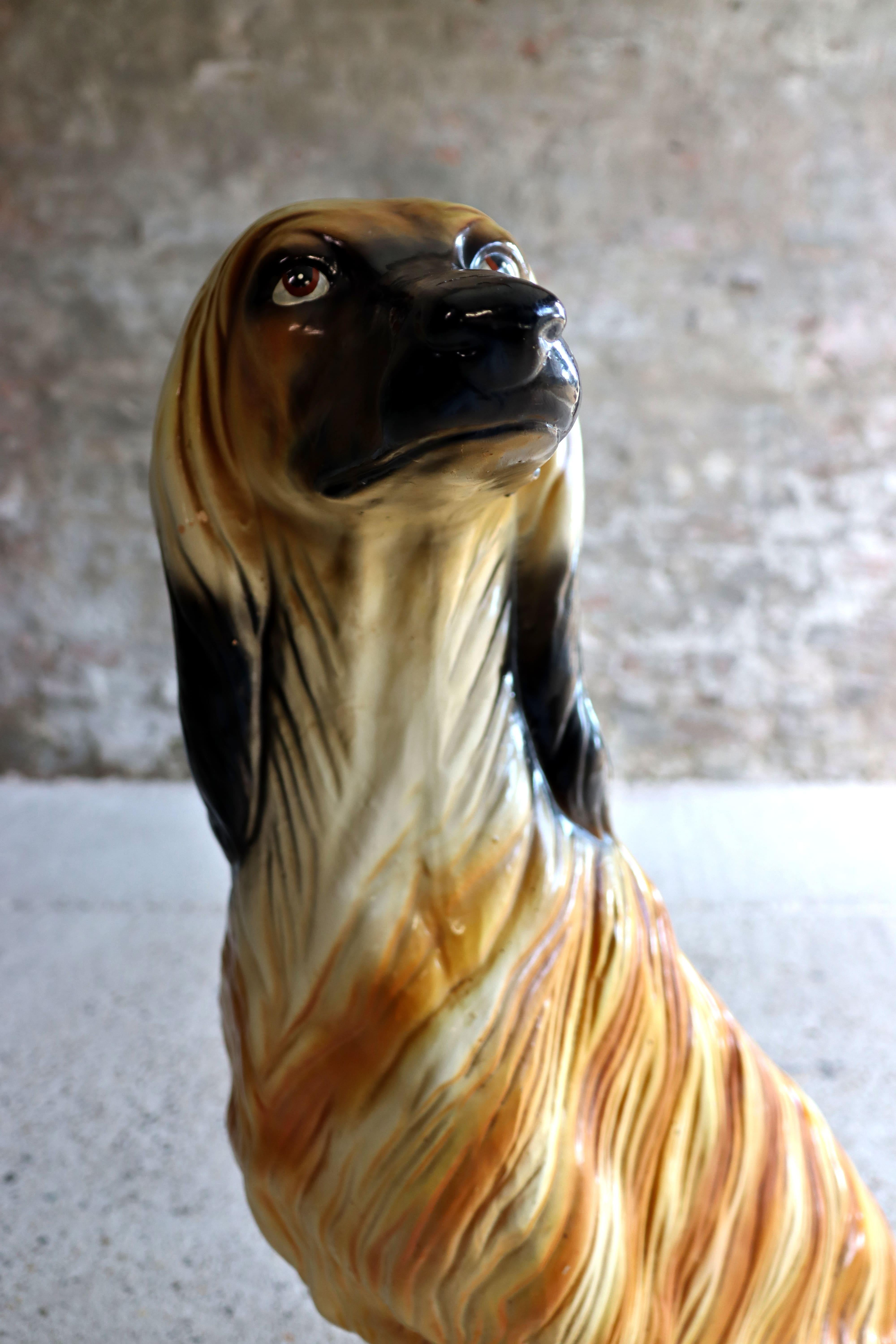 Saluki Windhund - Keramik - Statue - 1980er Jahre (Ende des 20. Jahrhunderts) im Angebot