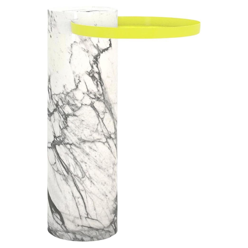Salute Table 57hcm White Marble Column Yellow Tray By La Chance For Sale