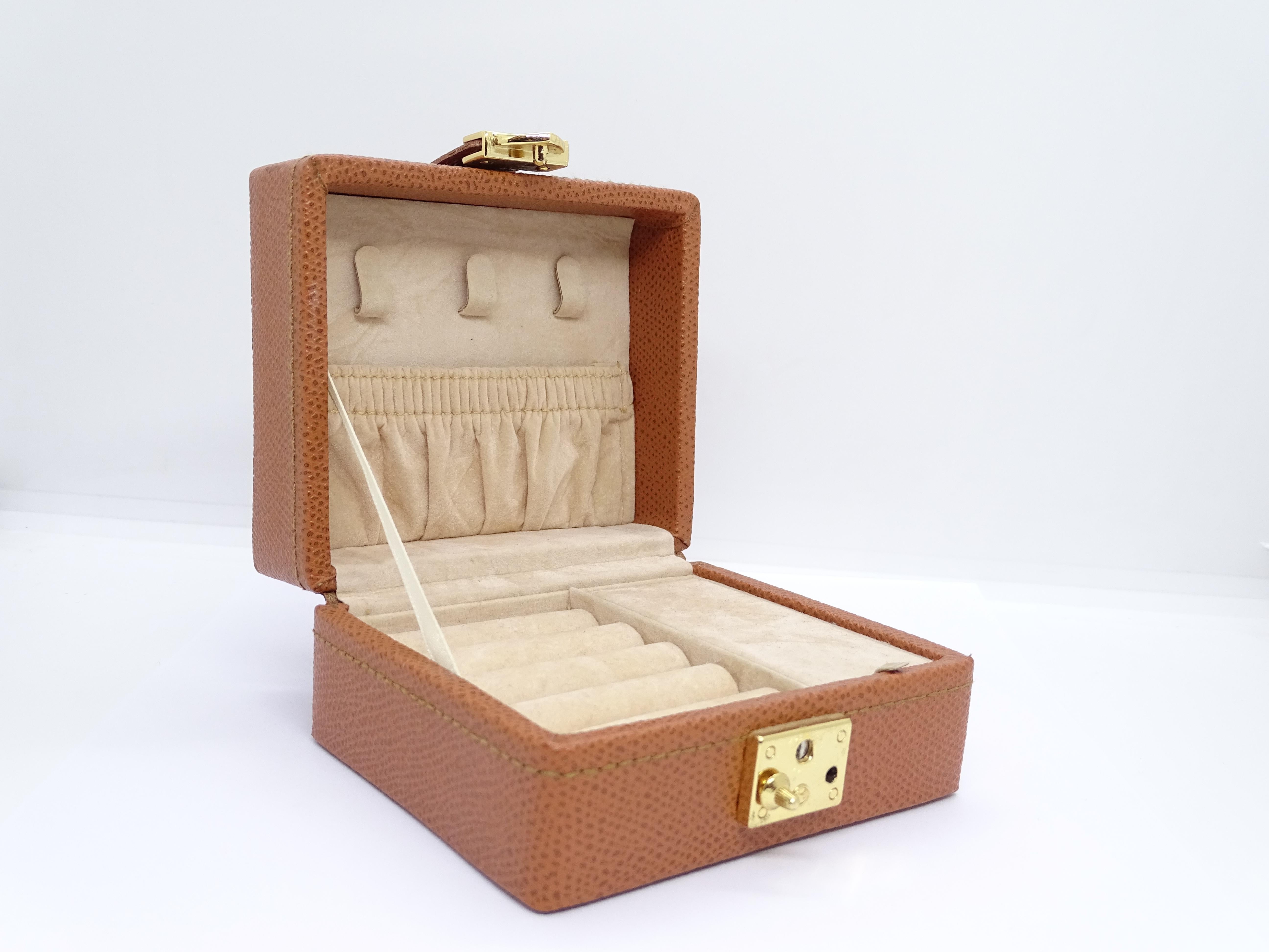 Salvador Bachiller Camel  briefcase, jewelry box  leather gold-plated brass For Sale 8