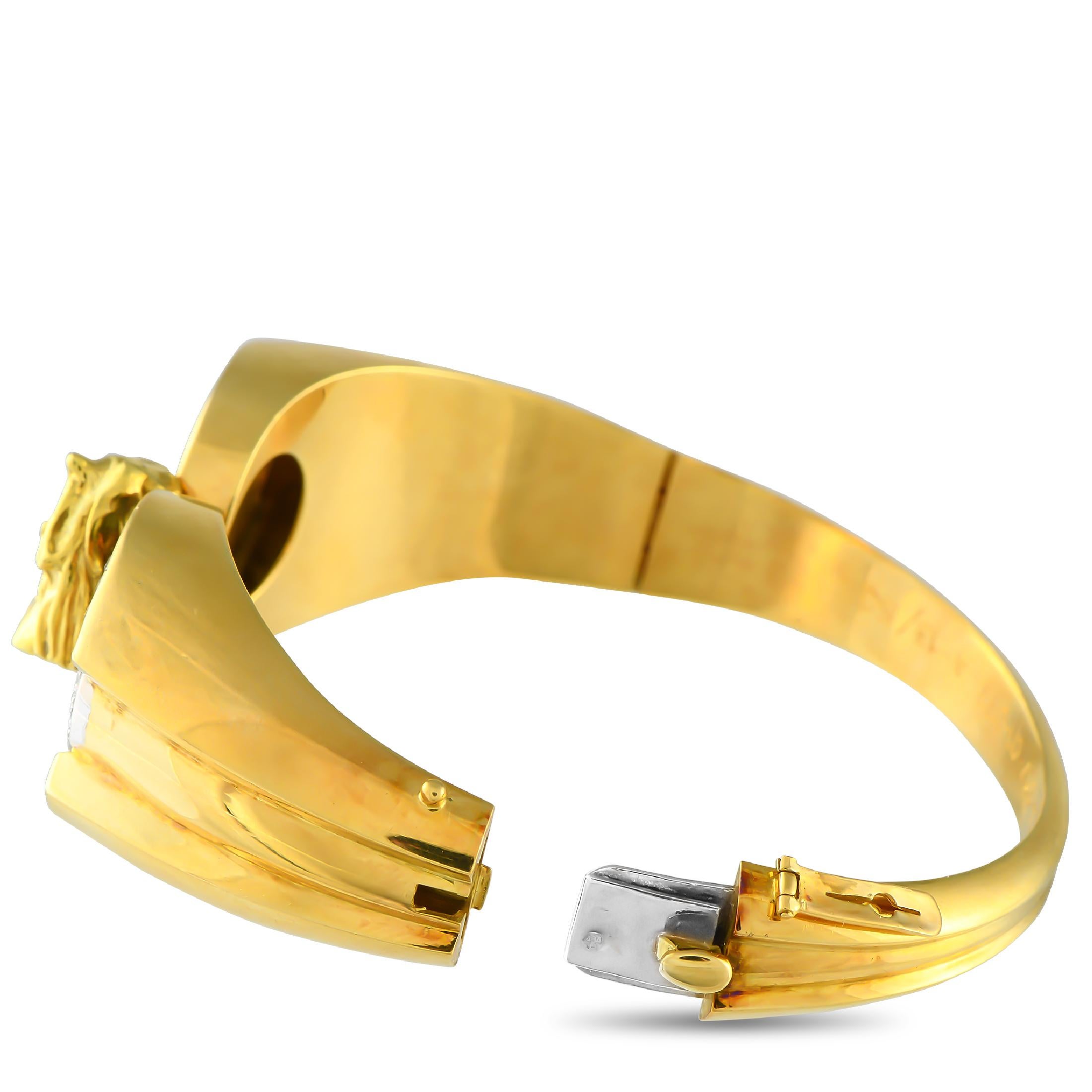 Taille ronde Salvador Dali Bracelet cheval en or jaune 18 carats avec 1,95 carat de diamants et saphirs en vente