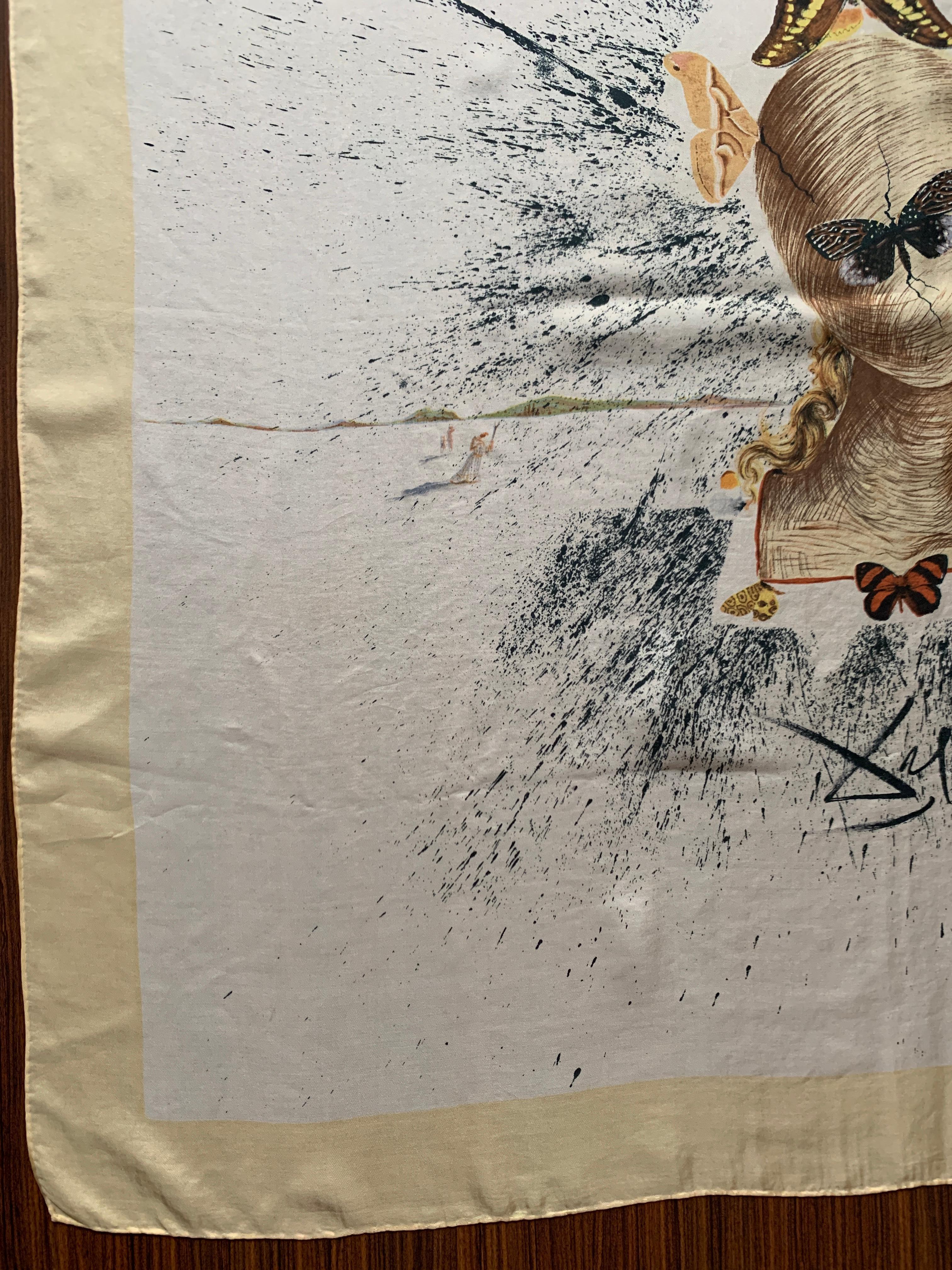 Salvador Dali Surrealistischer Seidenmoth-Schal, 1950er Jahre für Damen oder Herren im Angebot