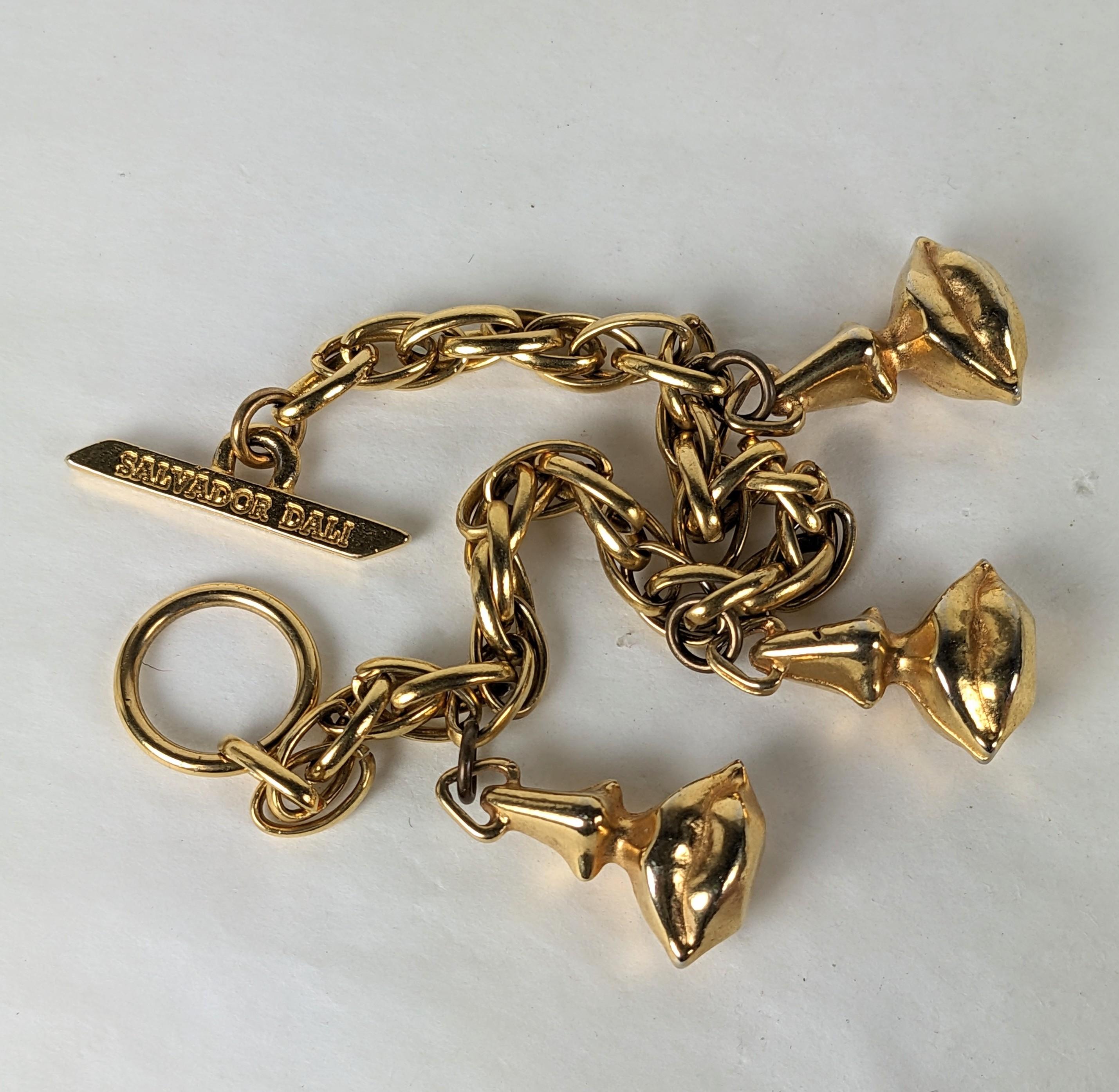 Salvador Dali - Bracelet à breloques avec pendentif Aphrodite surréaliste Bon état - En vente à New York, NY