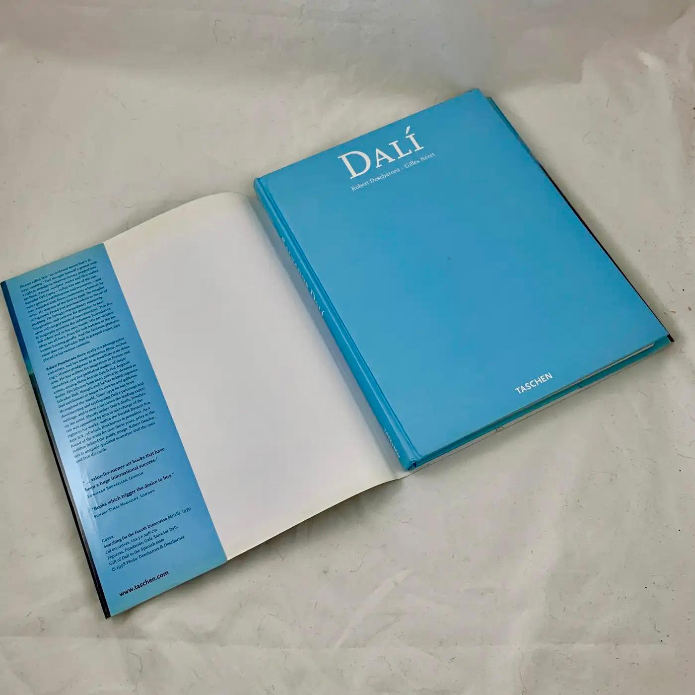 Le livre d'art de Salvador Dalí par Robert Thecharnes et Gilles Néret, Taschen Press en vente 2