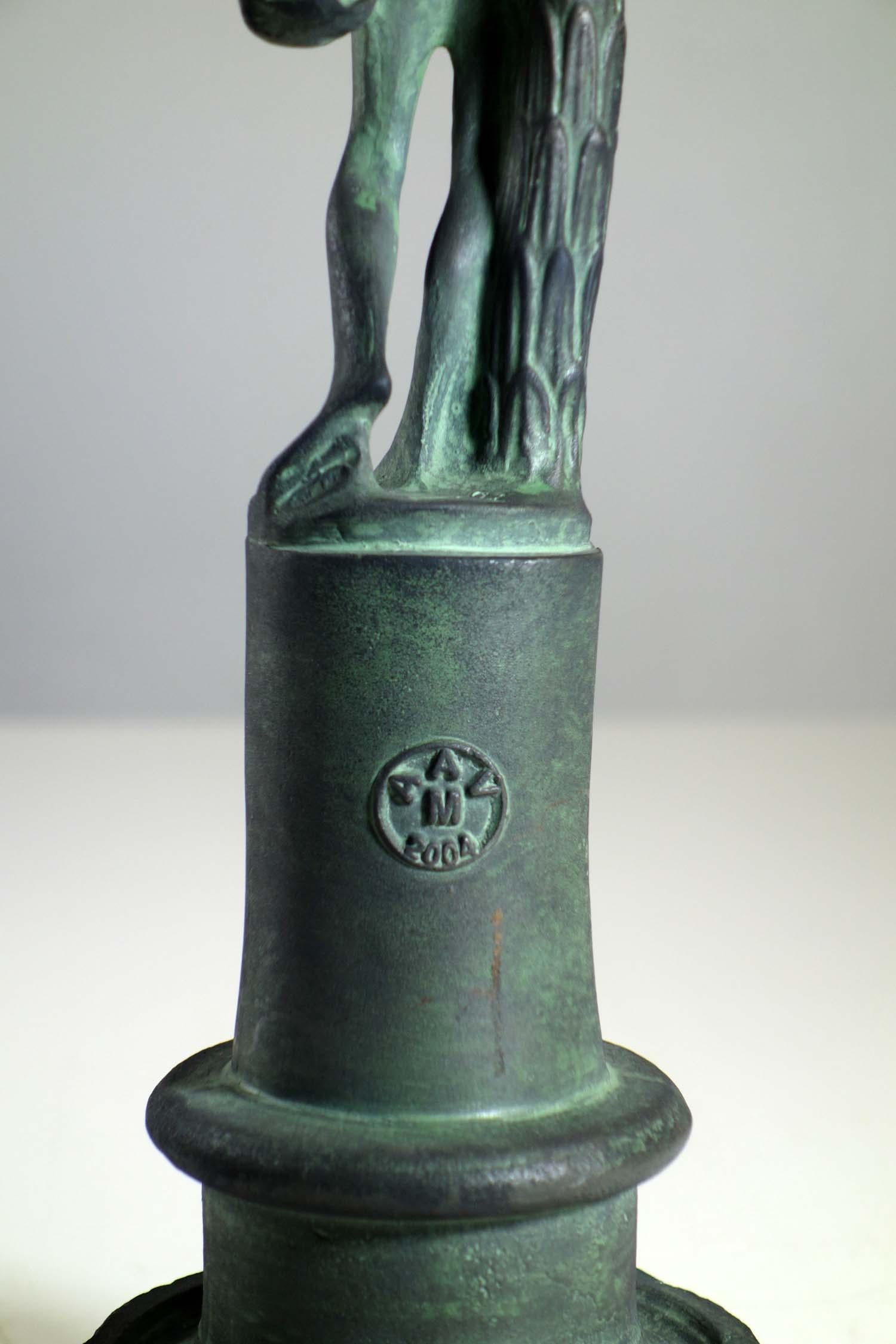 Salvador Dalí Vogelmann Surrealistische Bronze-Skulptur 79/99 (Zeitgenössisch) im Angebot
