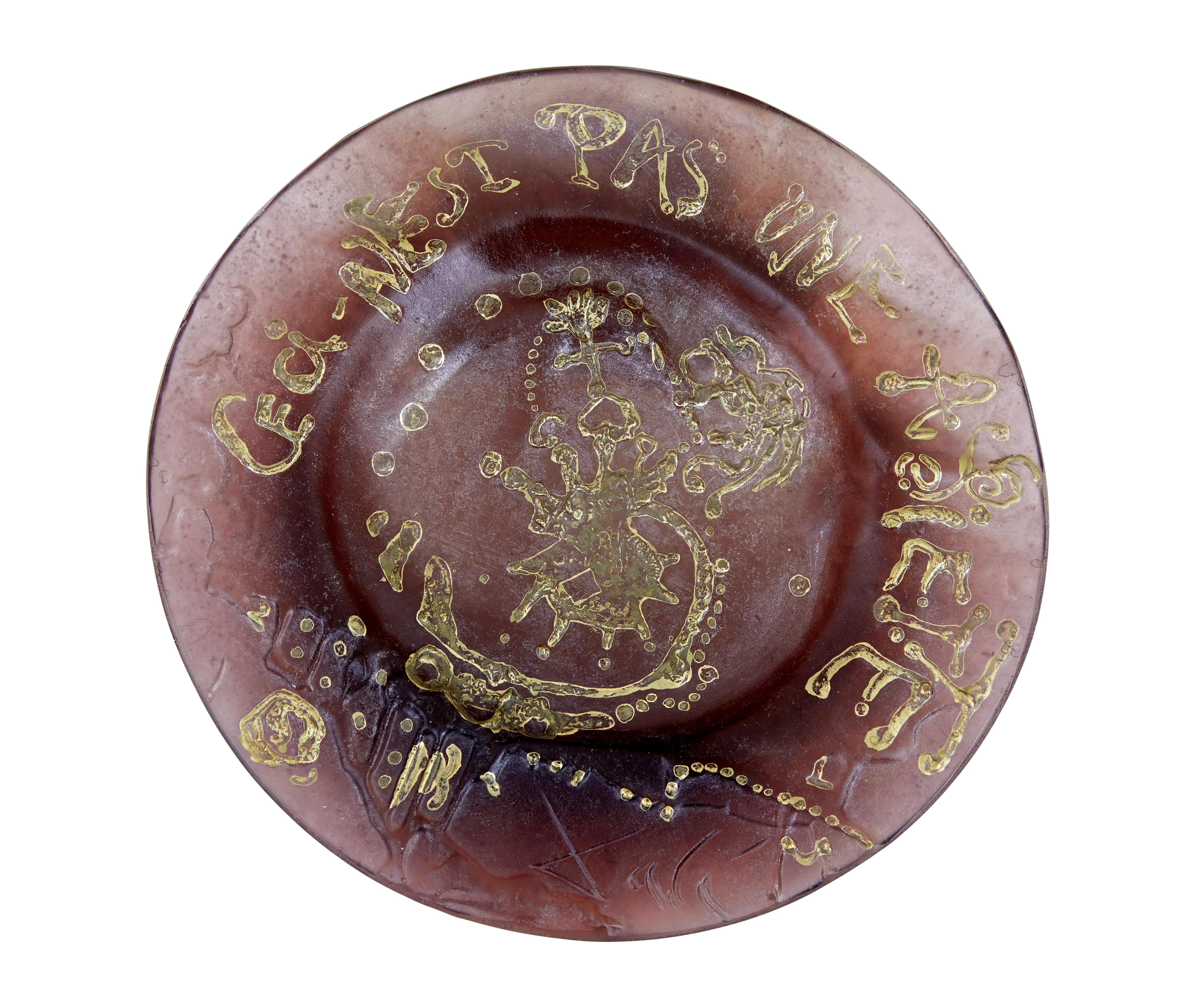 French Salvador dali ceci n’est pas une assiette art plate For Sale