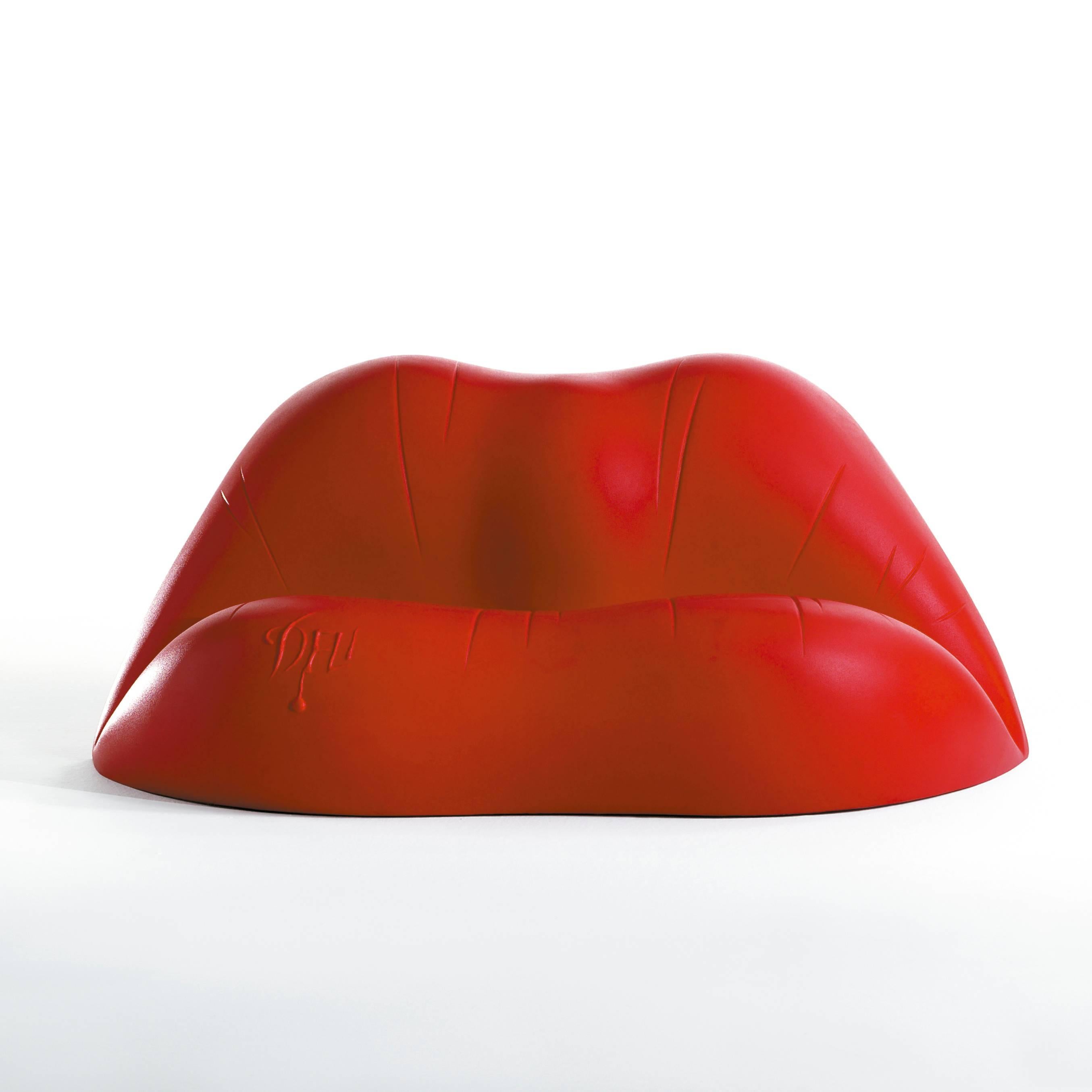 Dalilips designed by Salvador Dali for BD design.

Two-seat sofa made of polyethylene with rotational moulding process. Color red.

Measures: 100 x 170 x 73 H cm.

Is the famous sofa in the shape of a mouth which the artist created together