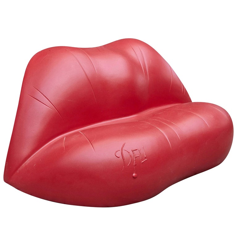 Salvador Dali:: Contemporain:: Canapé Lèvres rouges de Dali sur 1stDibs