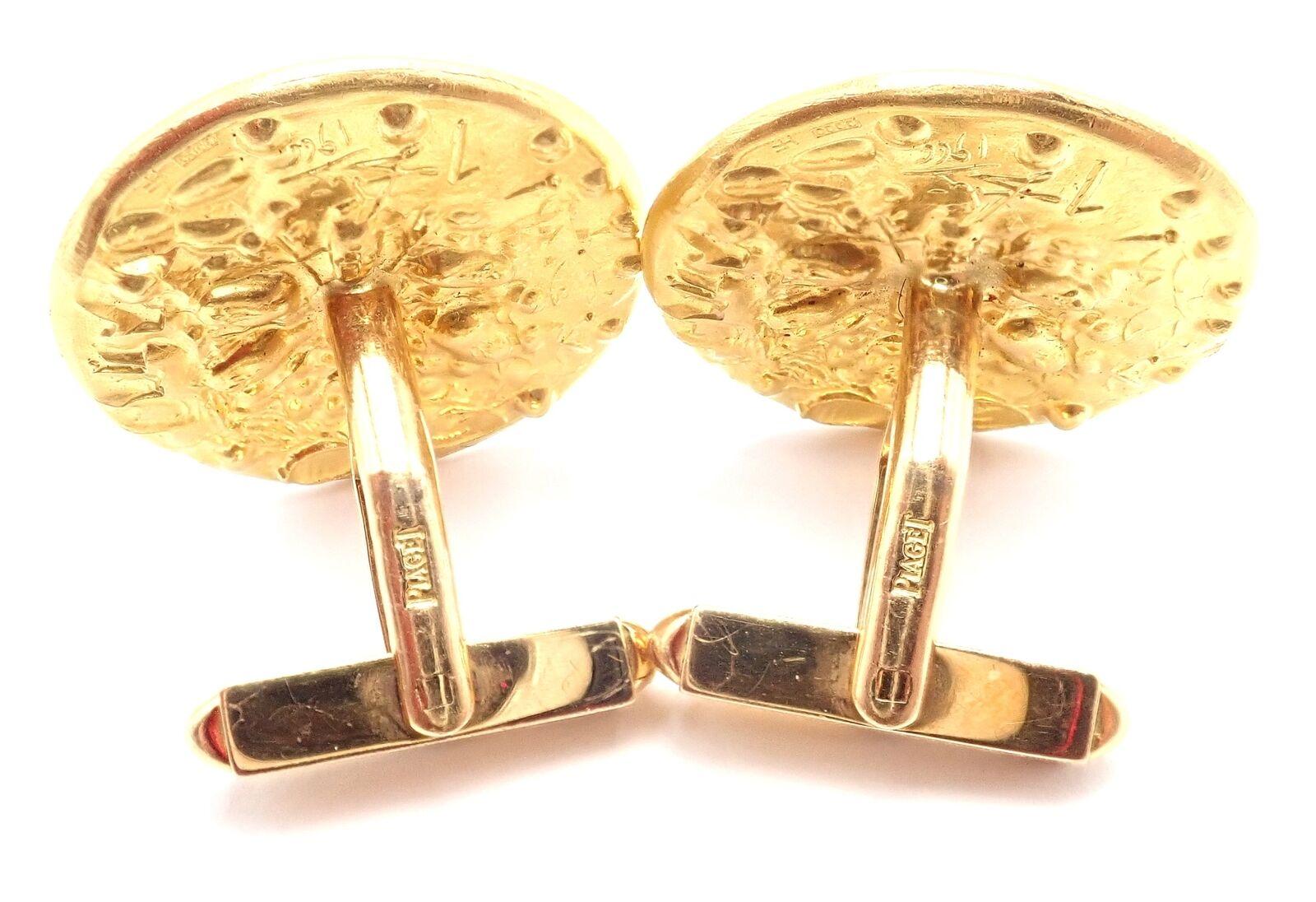 Women's or Men's Salvador Dali D'or for Piaget Yellow Gold Large Cufflinks For Sale