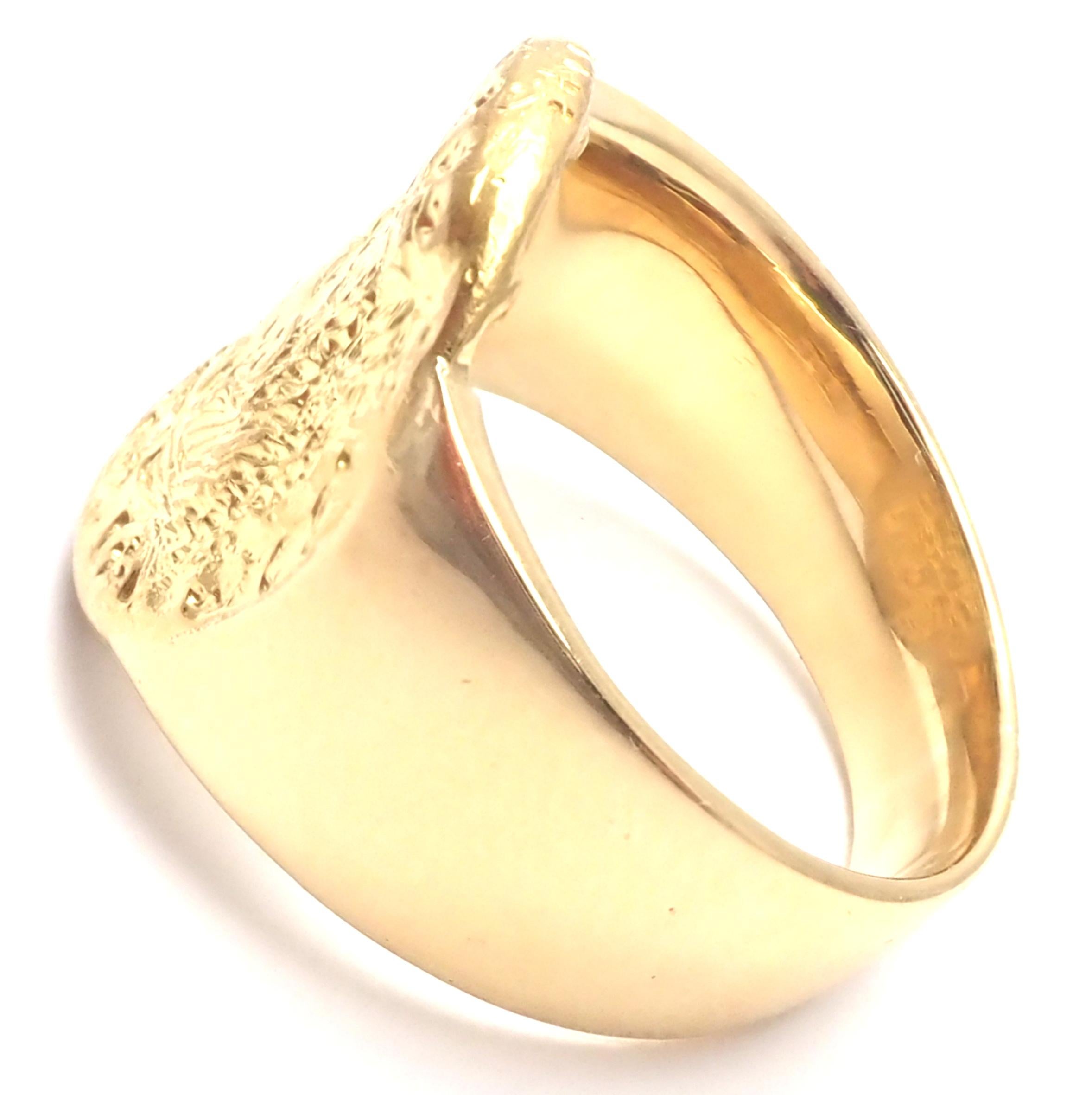 Salvador Dali D'or for Piaget Yellow Gold Signed Ring In Excellent Condition In Holland, PA
