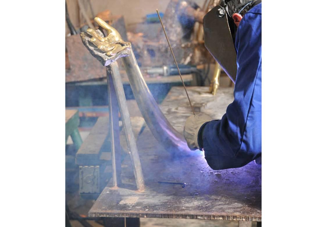 XXIe siècle et contemporain Table basse Salvador Dali Leda, Sculpture en vente