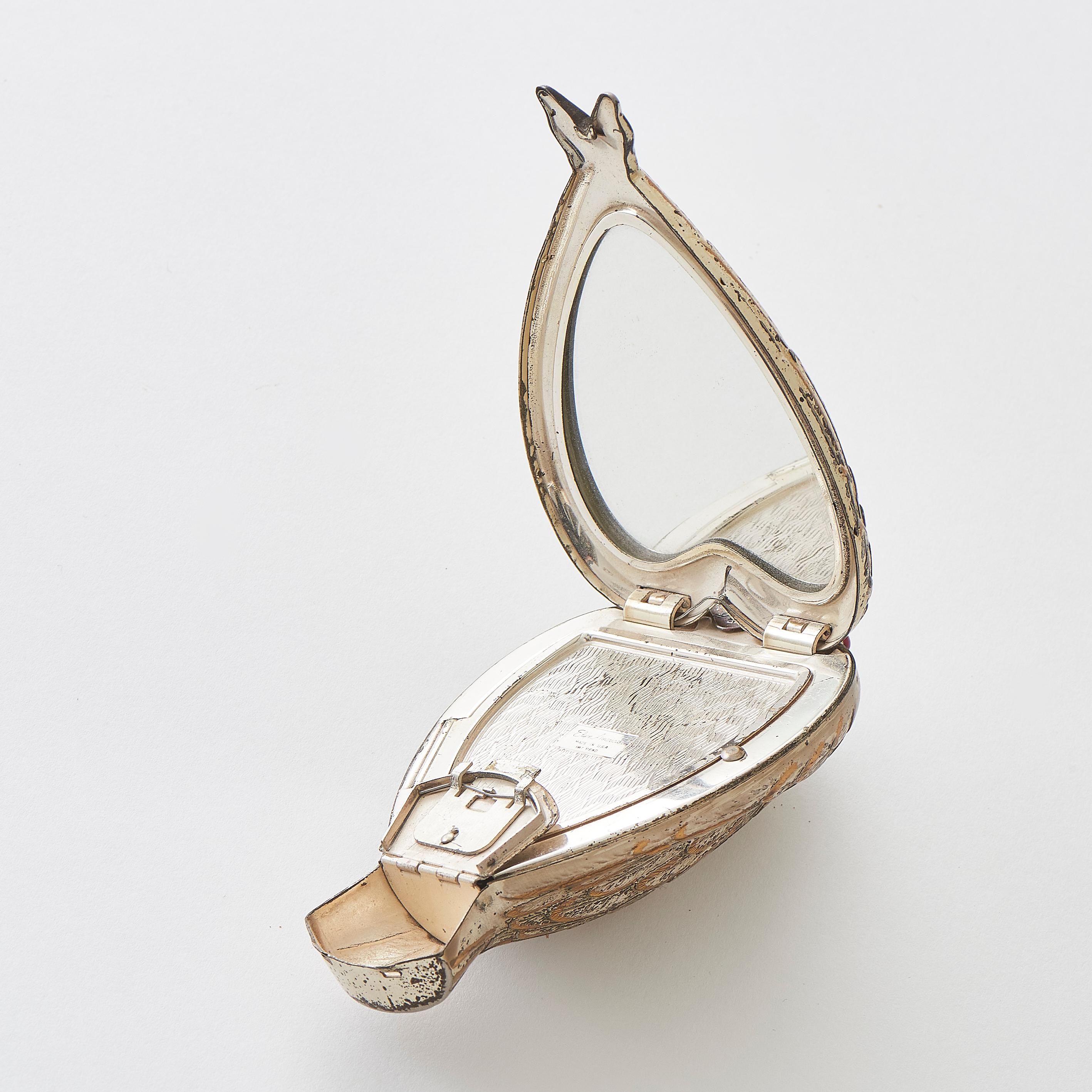 Salvador Dalí Compacto de metal y dorado 