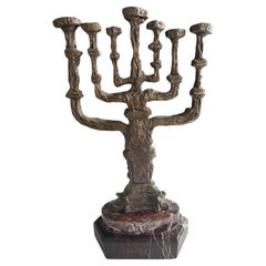 Salvador Dalì "Pace" Menorah in bronzo dorato su base di pietra di Gerusalemme 1980 Salvador Dalì "Pace" Menorah in bronzo dorato su base di pietra di Gerusalemme 1980