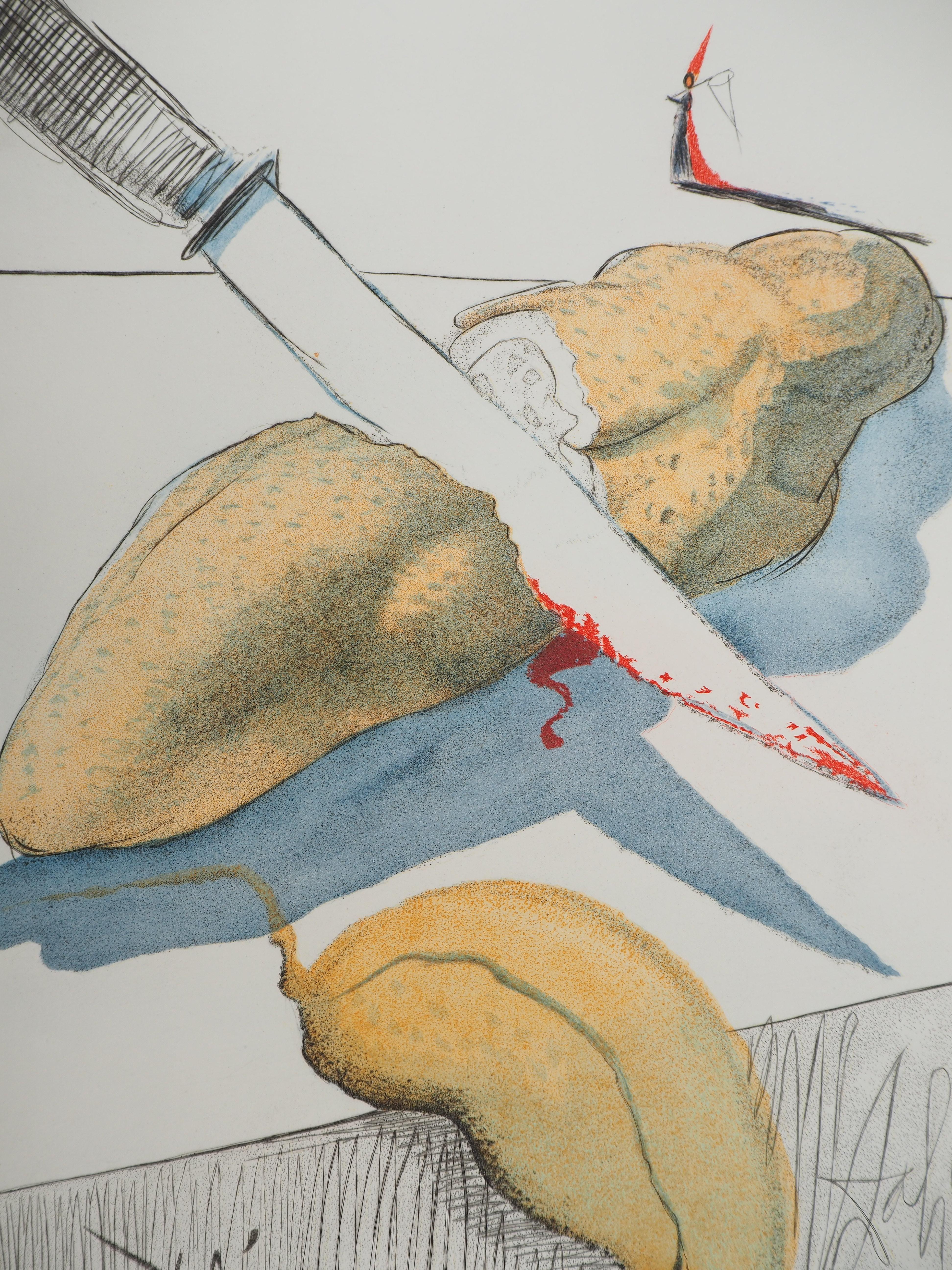 Casanova : Sommelier Amore con cetriolo - Incisione originale (Campo #67-4E) - Print di Salvador Dalí