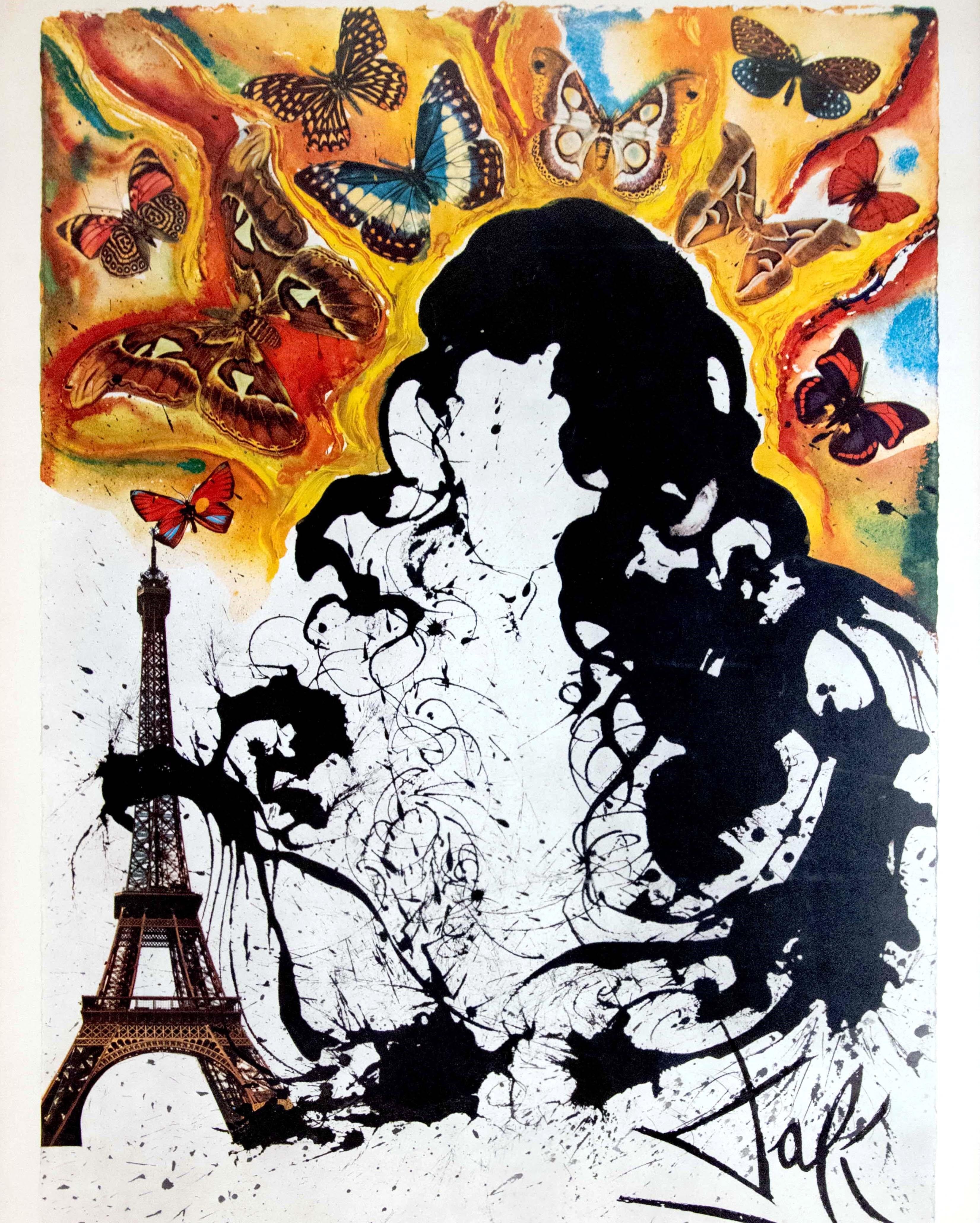Affiche rétro originale, Paris, France, Voyage, Tour Eiffel, Motif papillon - Beige Print par Salvador Dalí