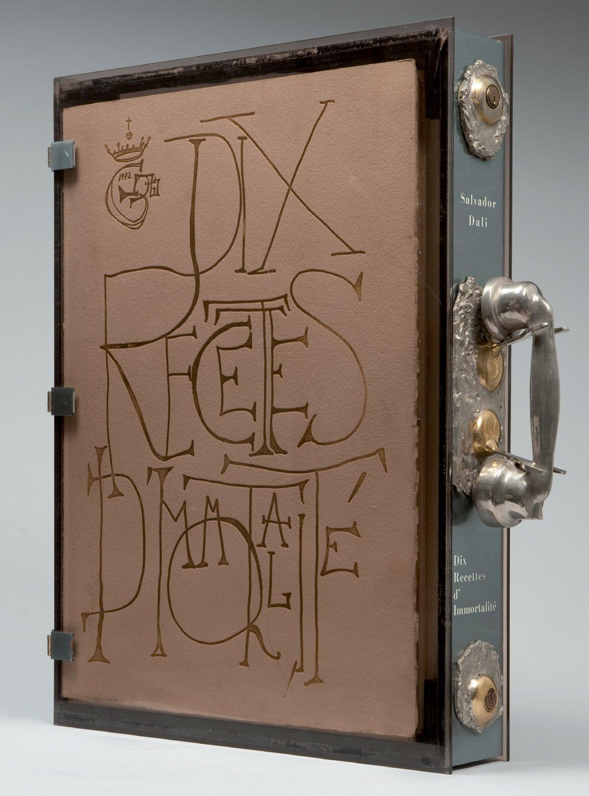 Salvador Dalì - Dix Recettes d'Immortalite - Opere d'arte originali firmate - Portrait Print Beige di Salvador Dalí