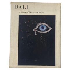 Salvador Dali Rare Livre signé à la main Midcentury A Study Of His Art In Jewels 1959