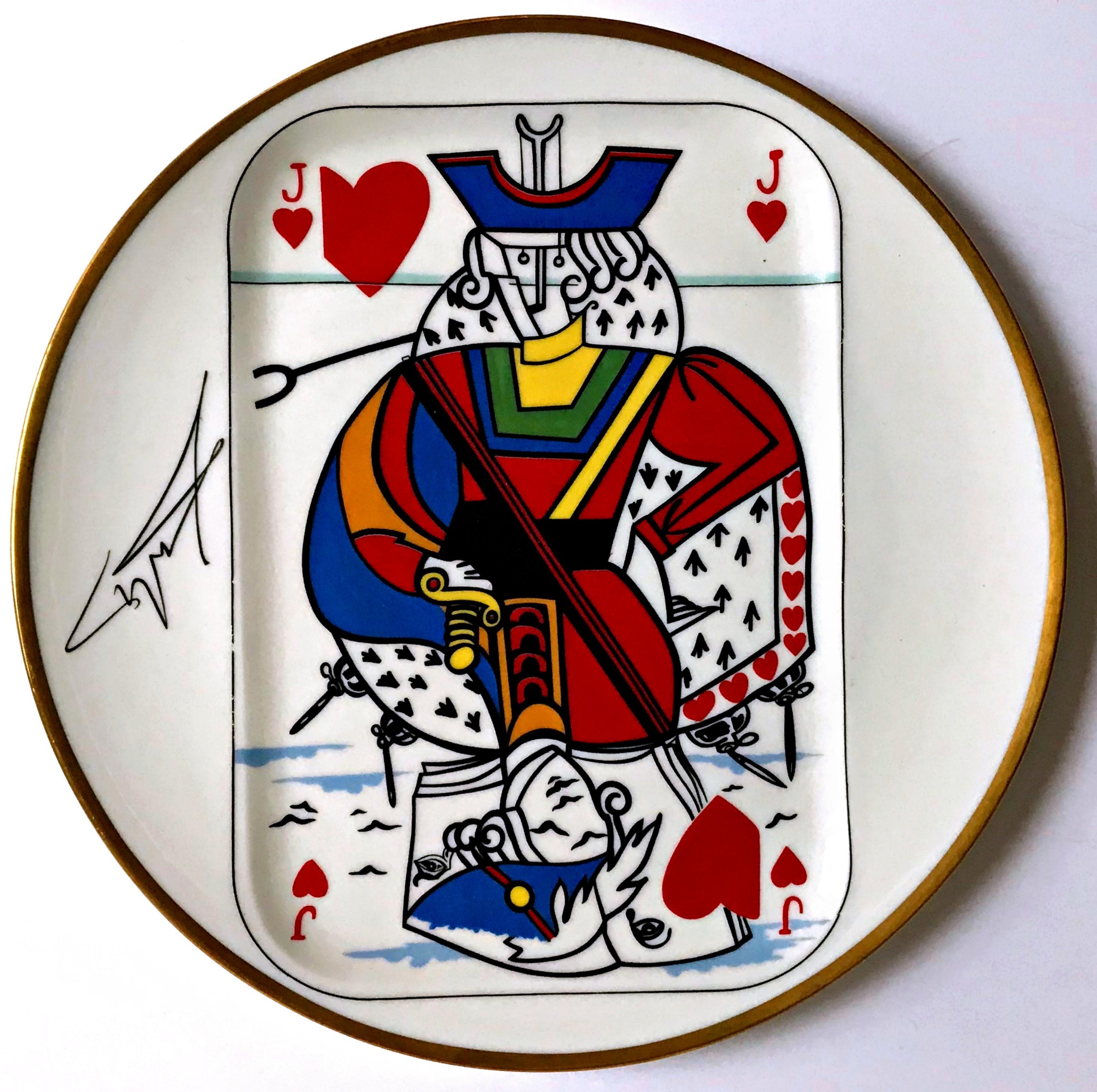 Jack of Hearts - assiette en porcelaine en édition limitée fabriquée en France  - Mixed Media Art de Salvador Dalí
