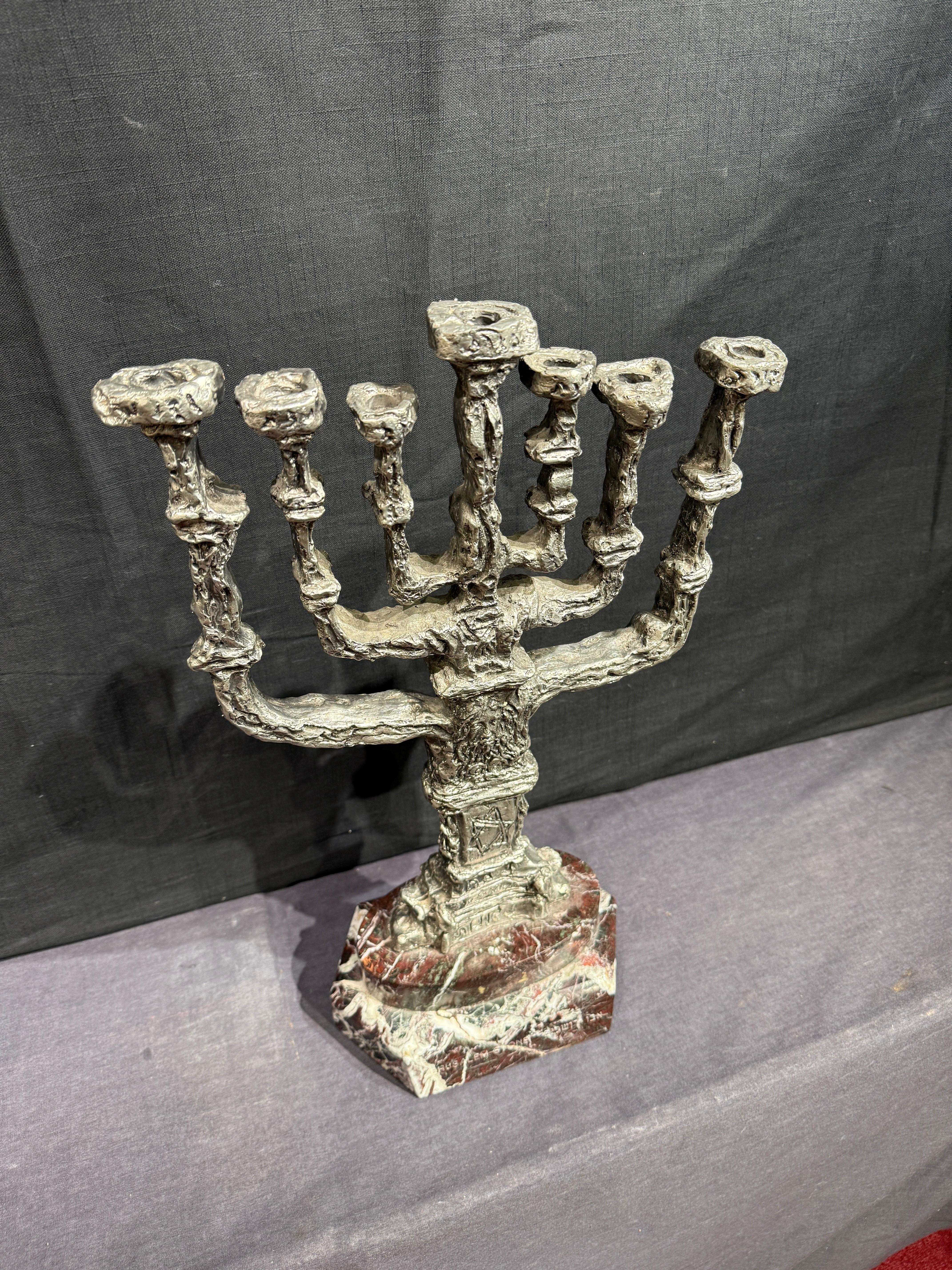 Menorah con base in pietra di Gerusalemme in vendita 6
