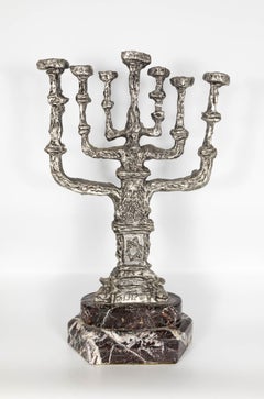 Menorah con base de piedra de Jerusalén