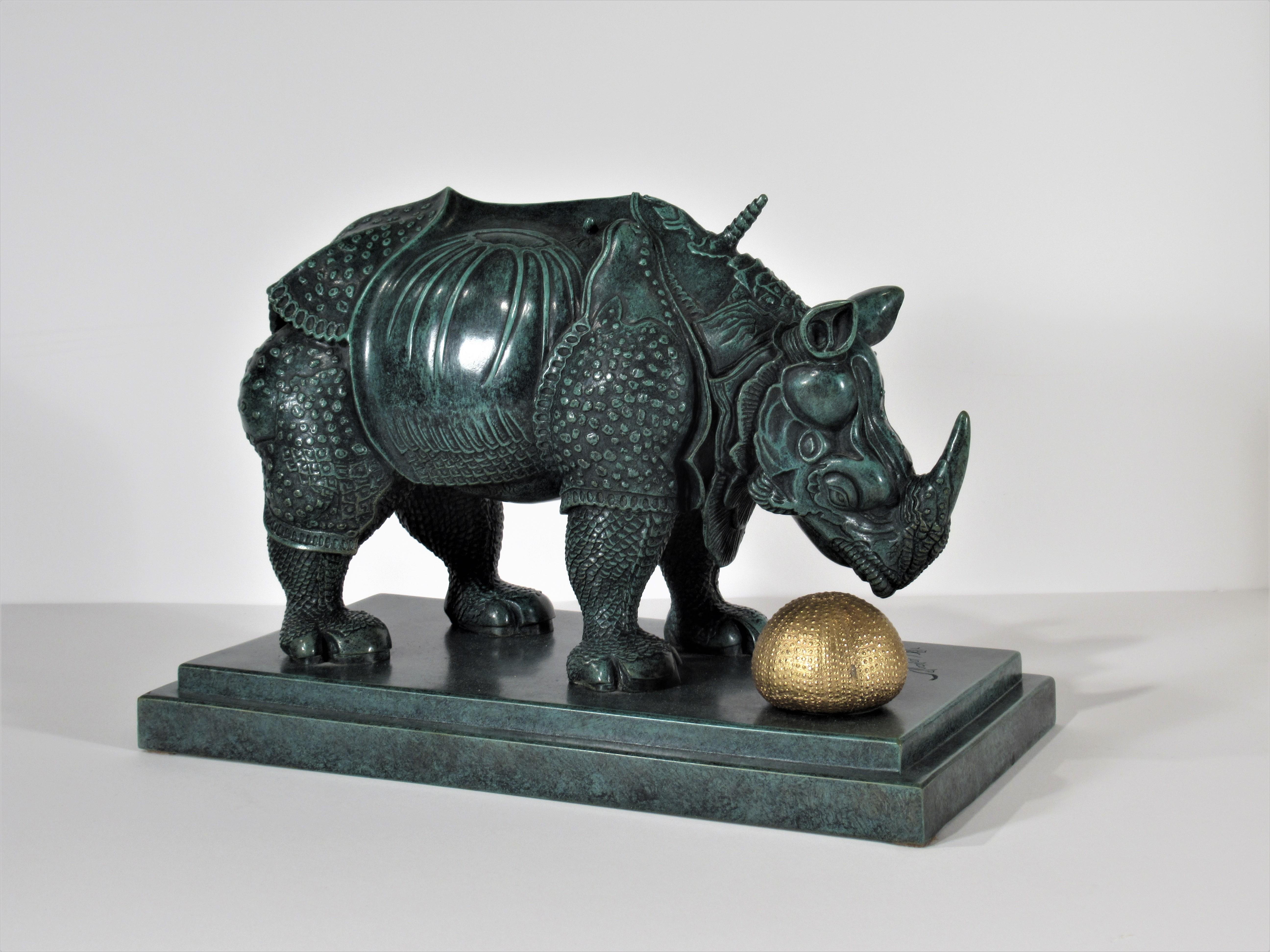 Salvador Dalí Figurative Sculpture - Rhinoceros Habille en Dentelles