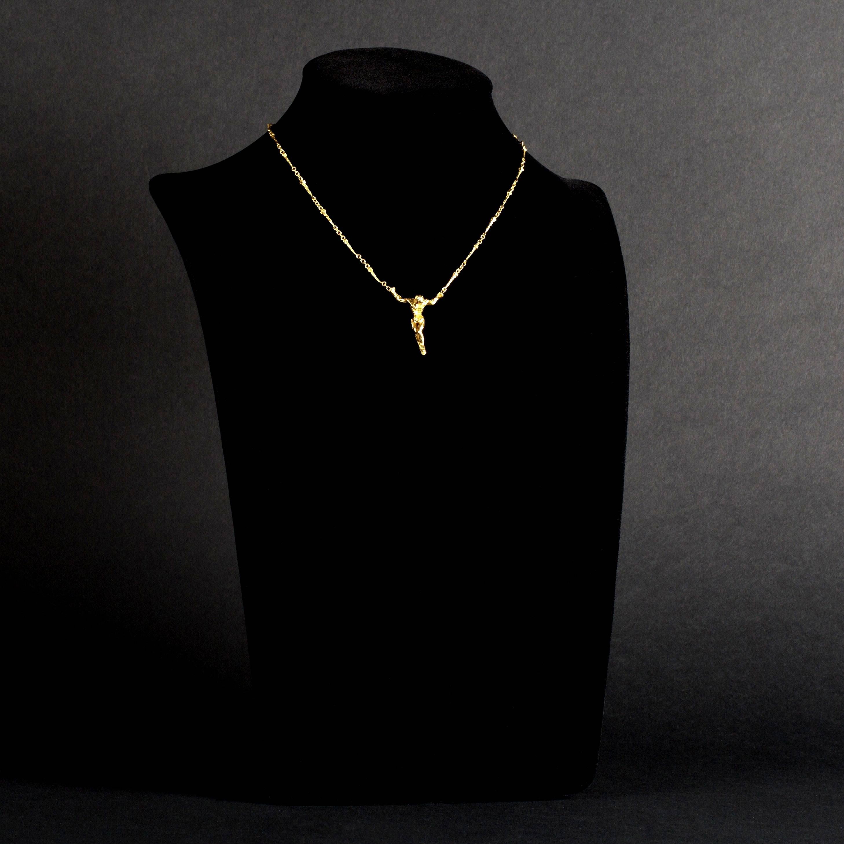 Salvador Dali - Christ - Signed Gold Necklace
18k yellow-gold original Necklace - signed - edition of 1000 
1970 
Sold with its Certificate of Authenticity
This exclusive necklace is a creation by the hands of famous artist Salvador Dali. The