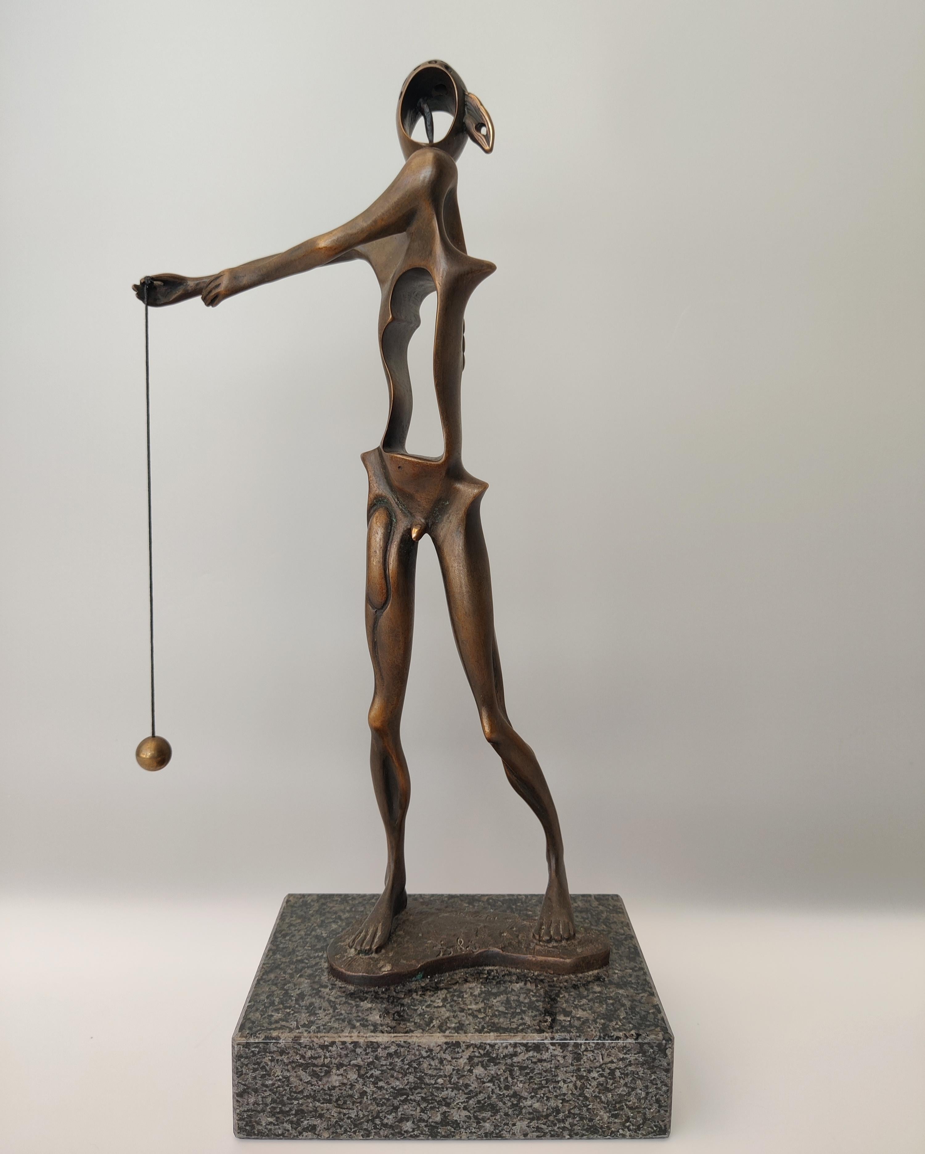 Salvador Dalí­ 
Homage to Newton
Size: 35 x 16 x 11 cm
Edition 197/350 patina brown
Date conceived: 1980
First cast: 1980
Date cast: 2010
Material: bronze
Foundry: Perseo, Switzerland
COA from the foundry

This sculpture 'Homage to Newton' was cast