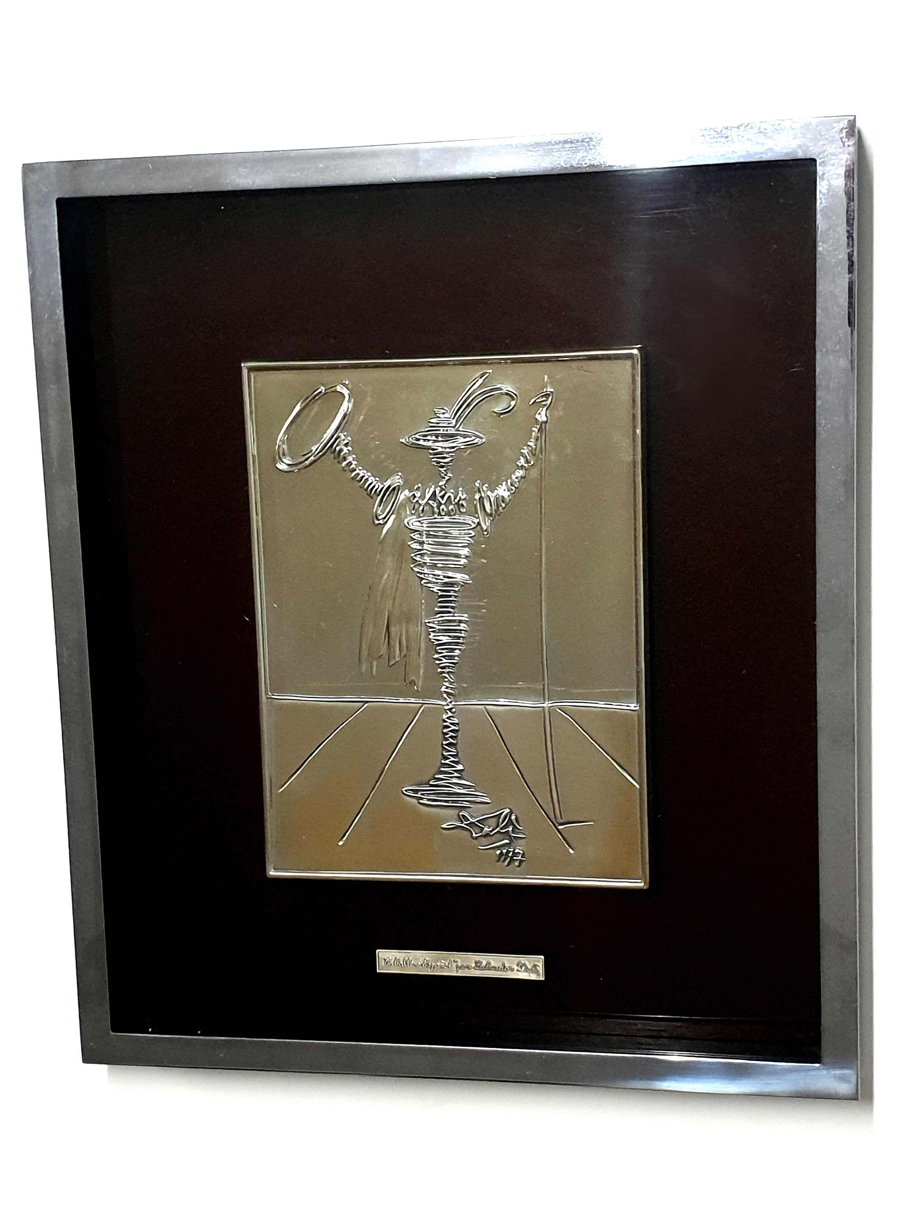 Salvador Dali – Spanischer Ritter – Flachrelief Silberskulptur (Surrealismus), Sculpture, von Salvador Dalí