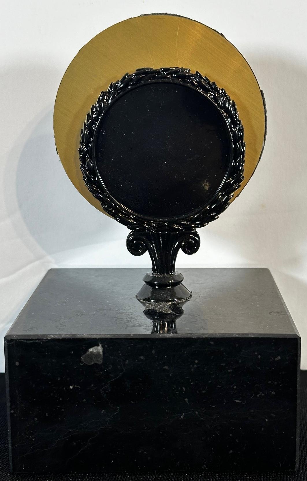 Scultura del Cantico dei Cantici di A. Solomon - Abstract Sculpture Oro di Salvador Dalí