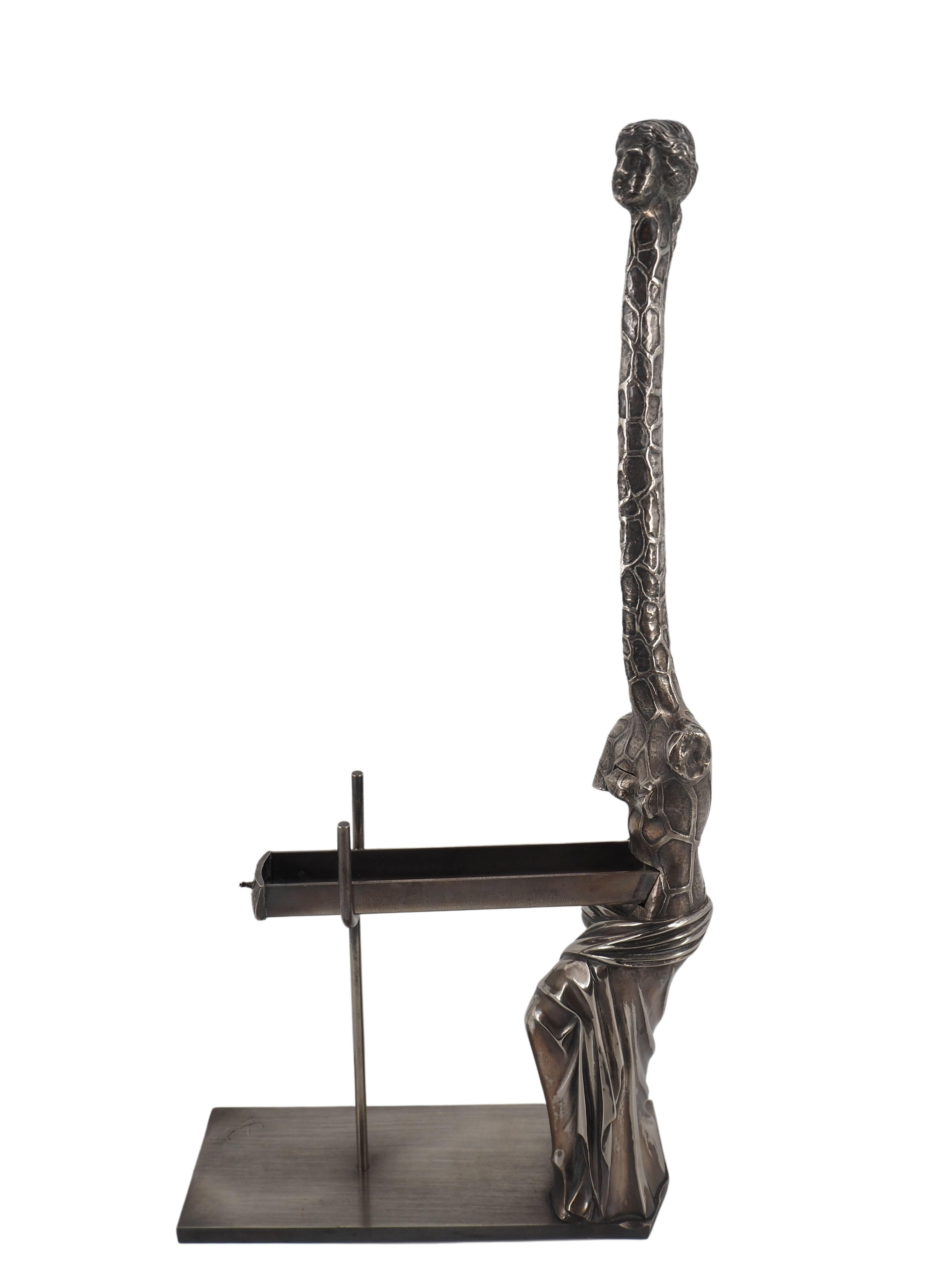 Venus Giraffen mit Schubladen - Bronzeskulptur SIGNED (Descharnes #69) (Gold), Figurative Sculpture, von Salvador Dalí
