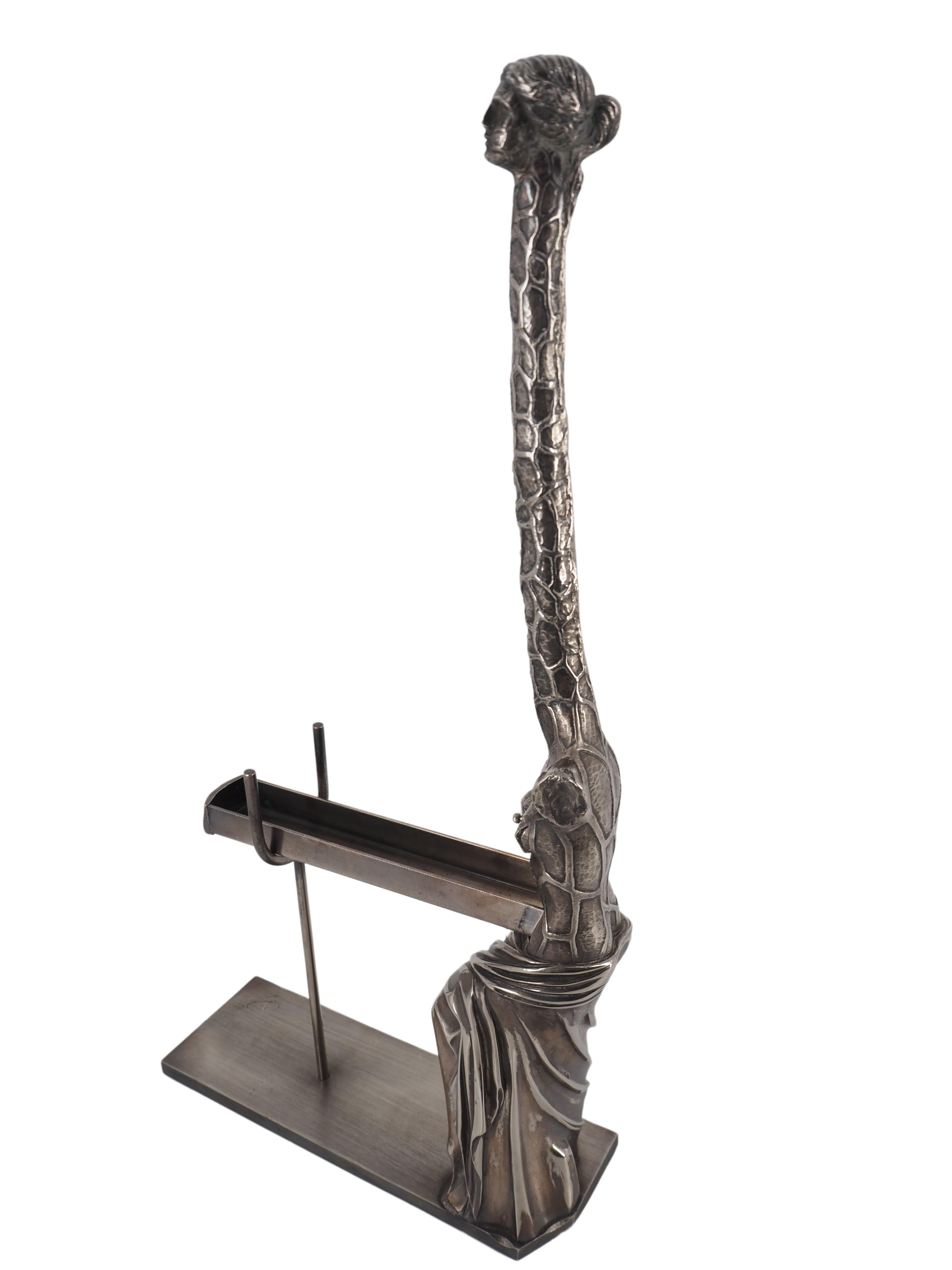 Venus Giraffen mit Schubladen - Bronzeskulptur SIGNED (Descharnes #69) 3
