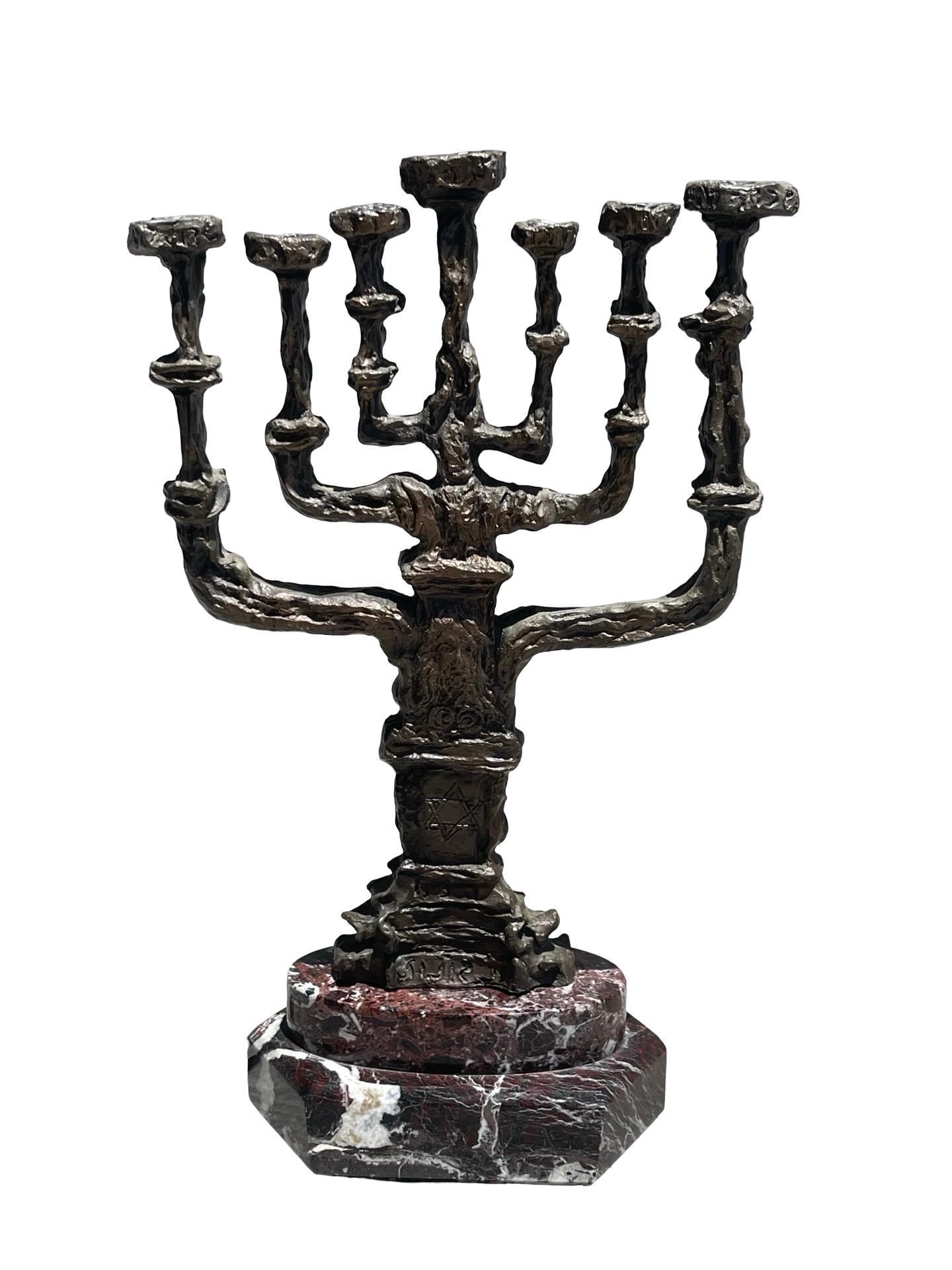 Salvador Dalí (Spanisch, 1904-1989) Friedensmenora (Geschmiedet) im Angebot