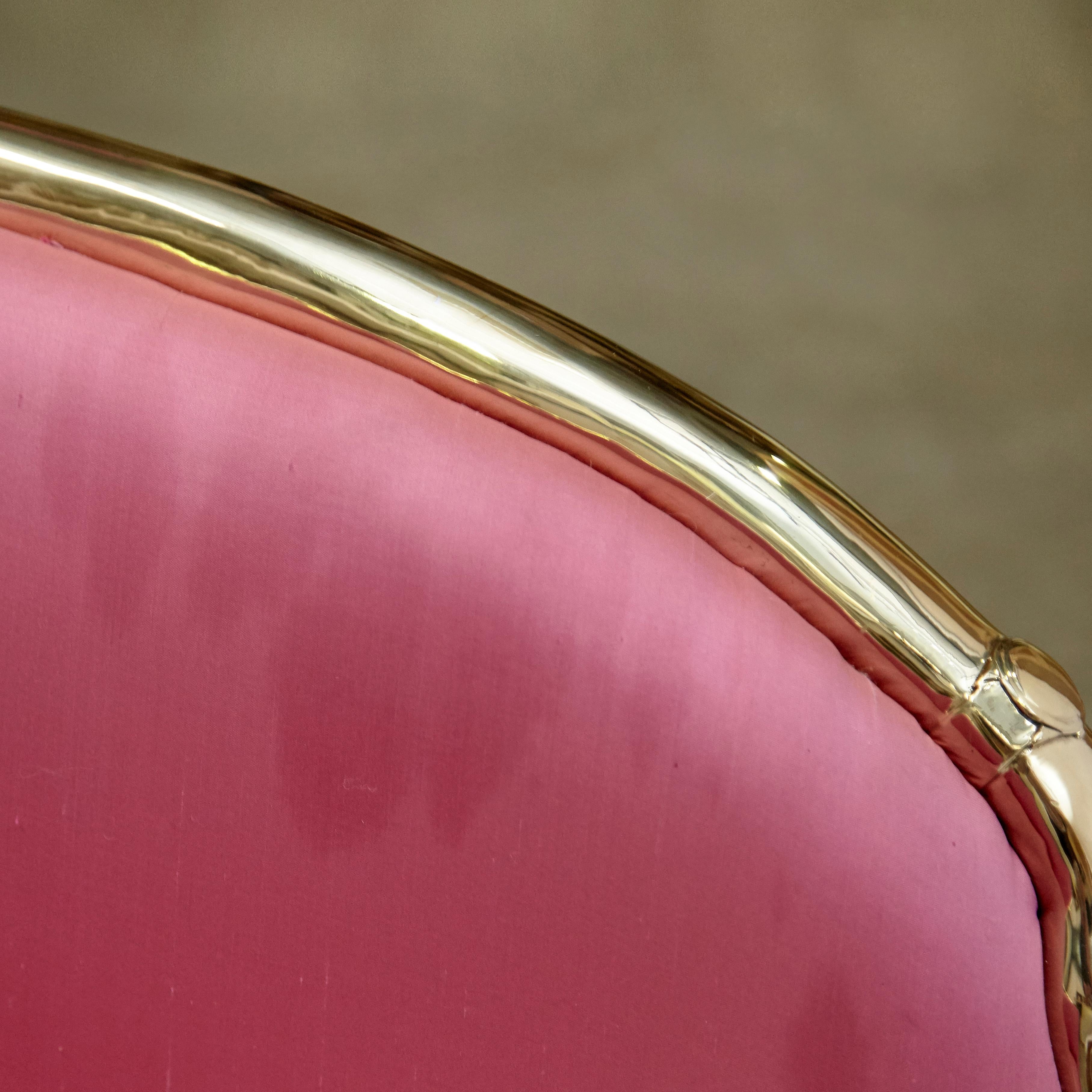 Contemporary Salvador Dali Surrealist 'Vis-à-vis De Gala' Pink Upholstered Sofa - nº 54