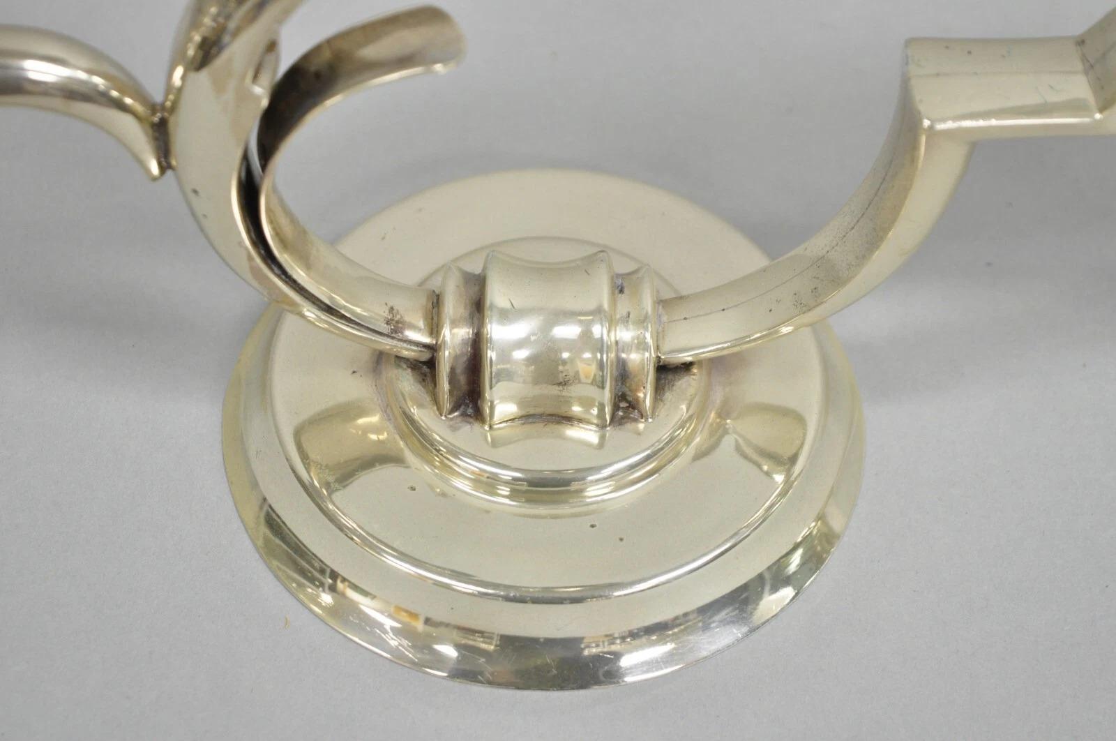XX secolo Salvador de la Serna Candeliere scultoreo in argento 925 in stile Art Déco - Coppia in vendita