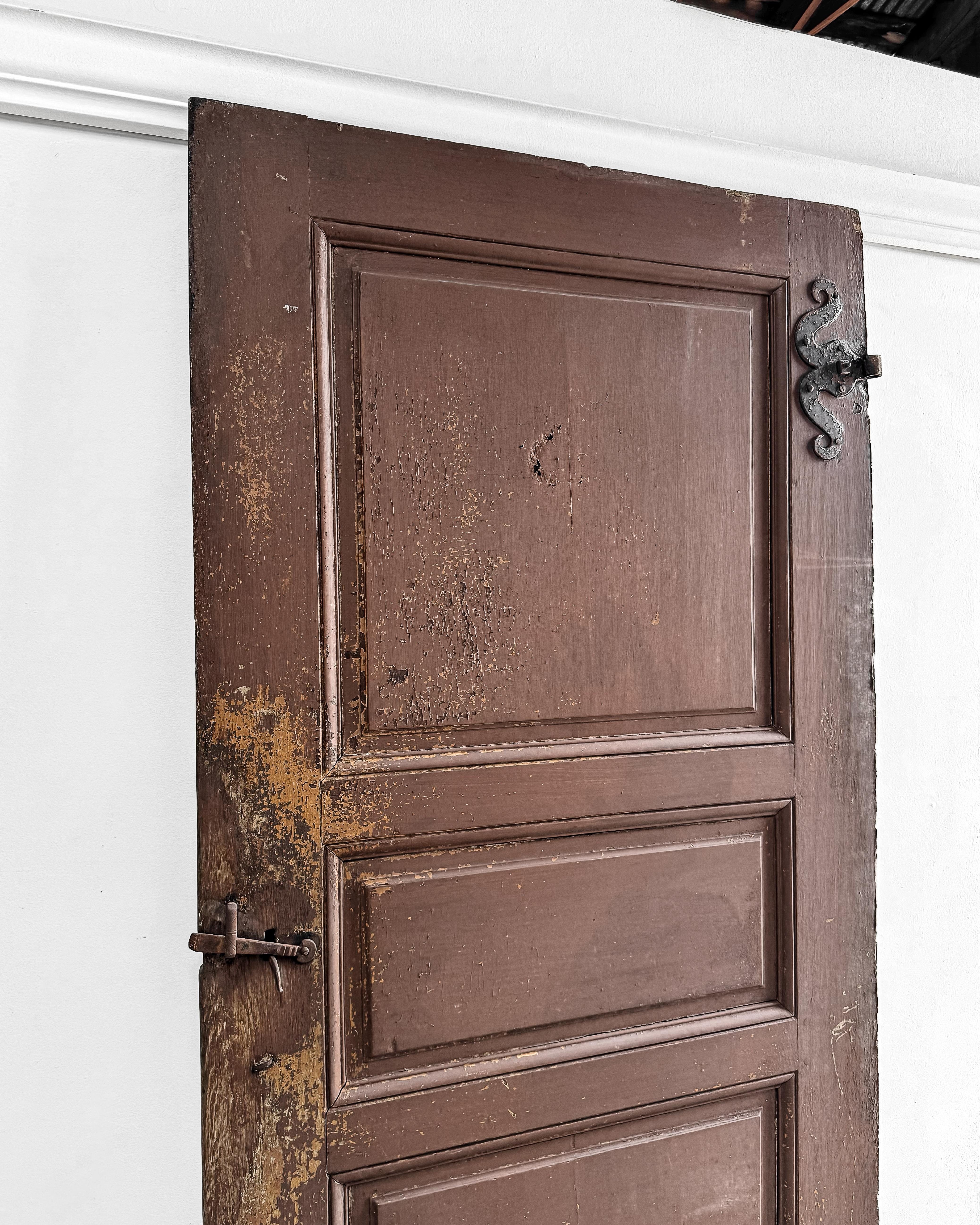 Salvaged 19th Century French Interior Door In Good Condition For Sale In Mckinney, TX
