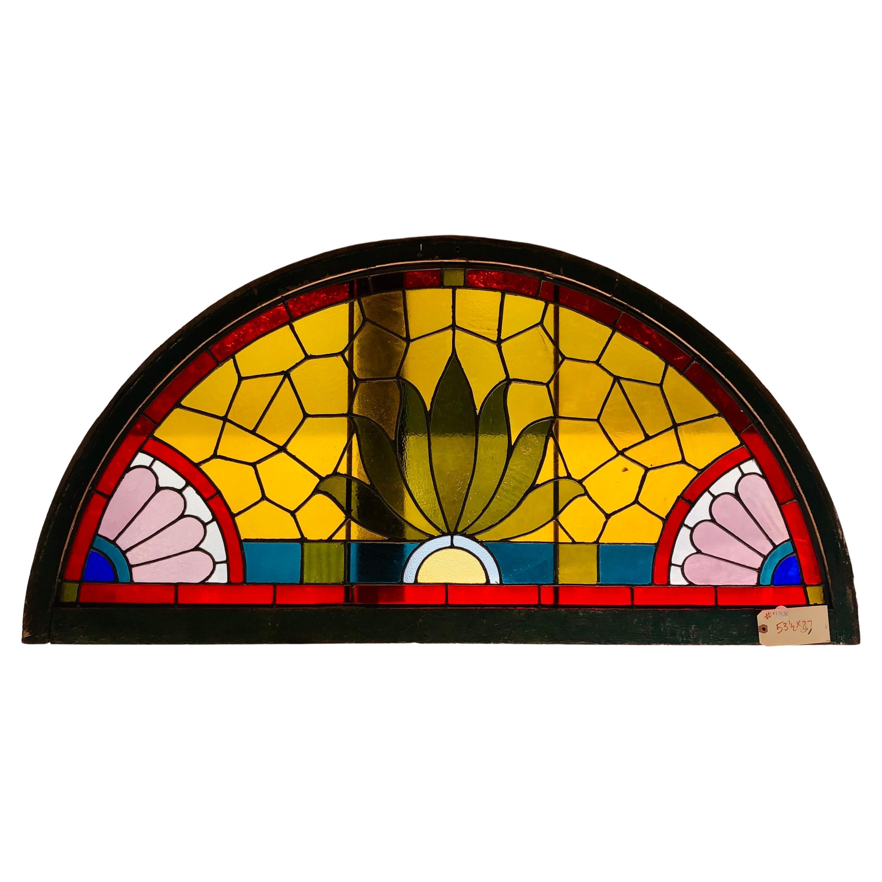 Ventana con travesaño de arco recuperado 53" x 27"